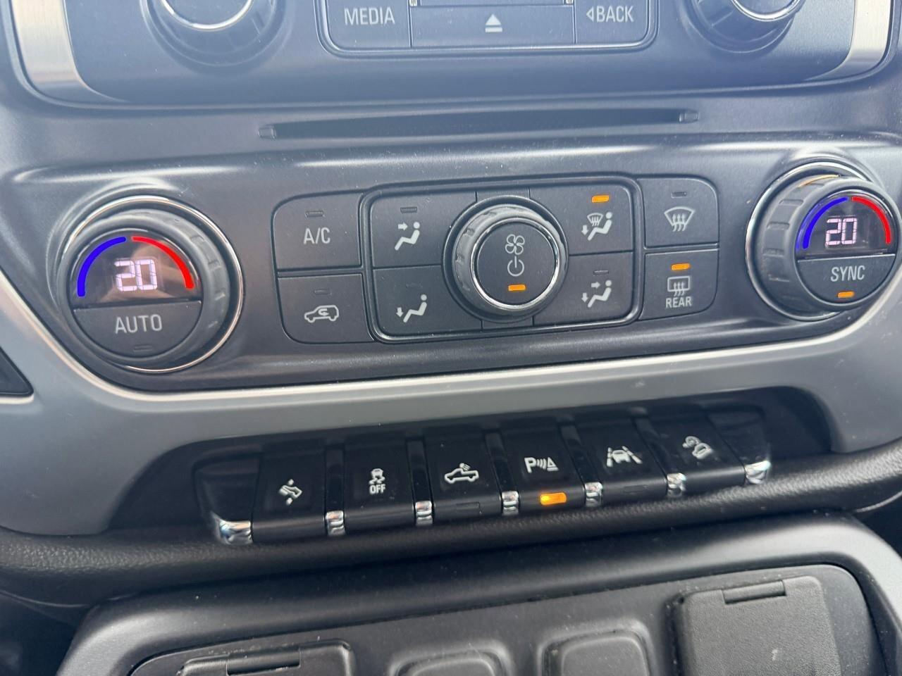 2018 GMC Sierra 1500 SLTSLT, 5.3L V8, 4X4, ALLOYS, LEATHER, BOSE, CERTF Photo