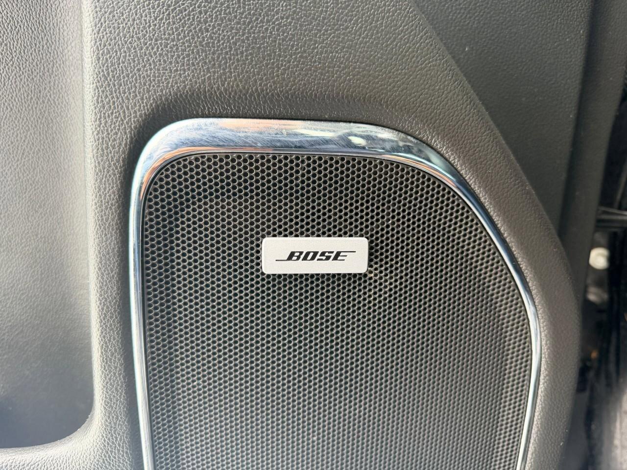 2018 GMC Sierra 1500 SLTSLT, 5.3L V8, 4X4, ALLOYS, LEATHER, BOSE, CERTF Photo