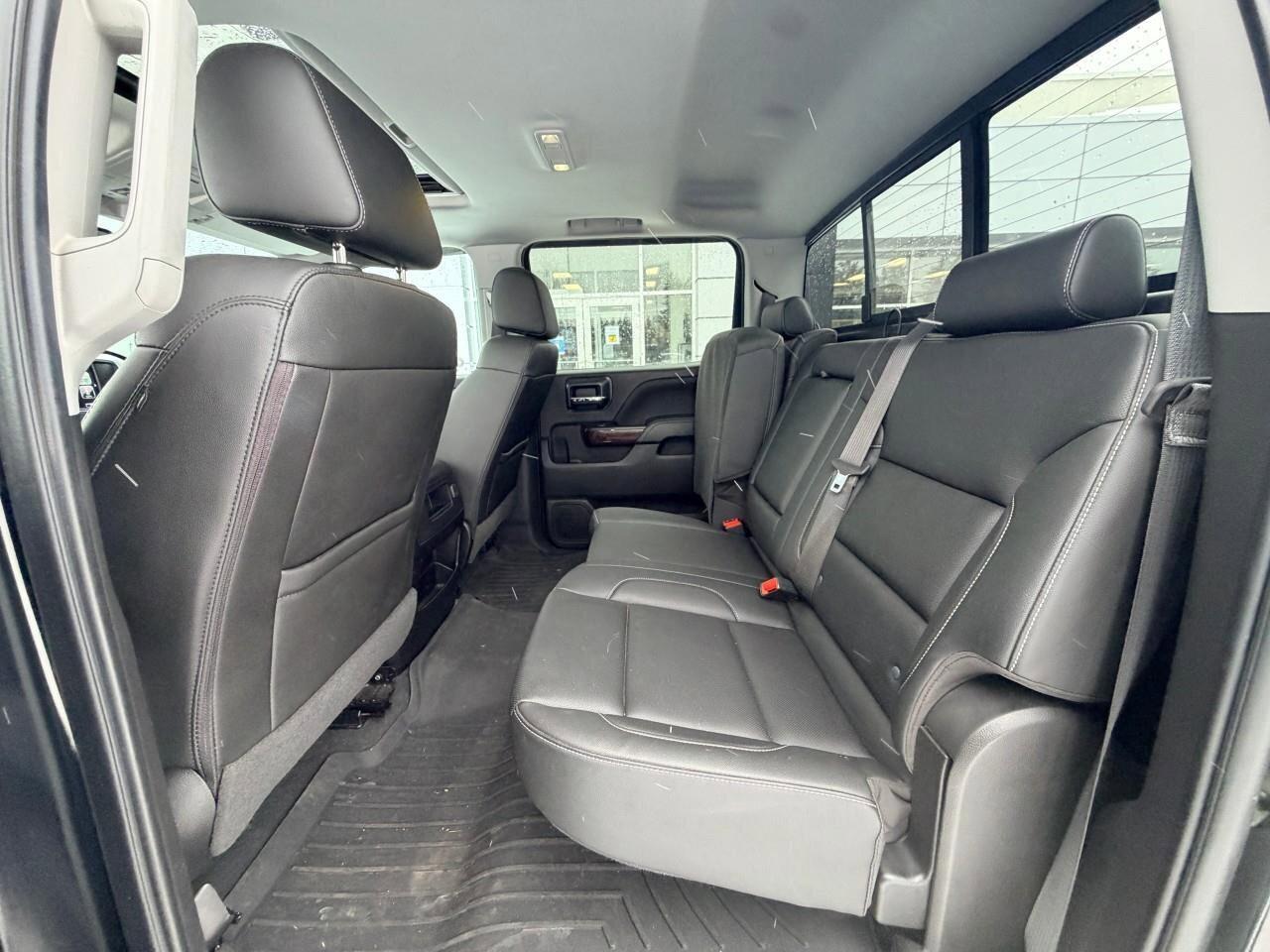 2018 GMC Sierra 1500 SLTSLT, 5.3L V8, 4X4, ALLOYS, LEATHER, BOSE, CERTF Photo