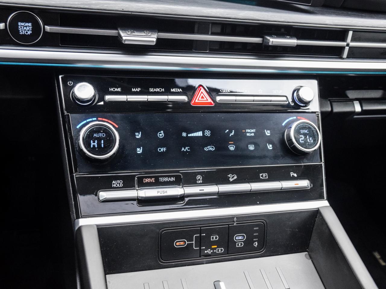 2024 Hyundai Santa Fe 2.5T AWD   1owner, No Accidents, Mint Condition Photo