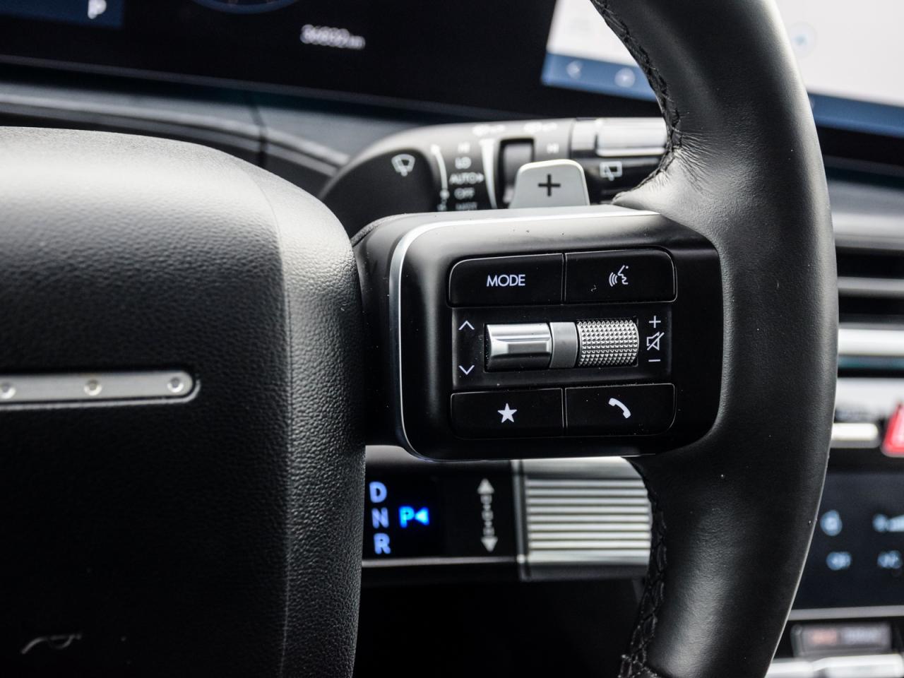 2024 Hyundai Santa Fe 2.5T AWD   1owner, No Accidents, Mint Condition Photo