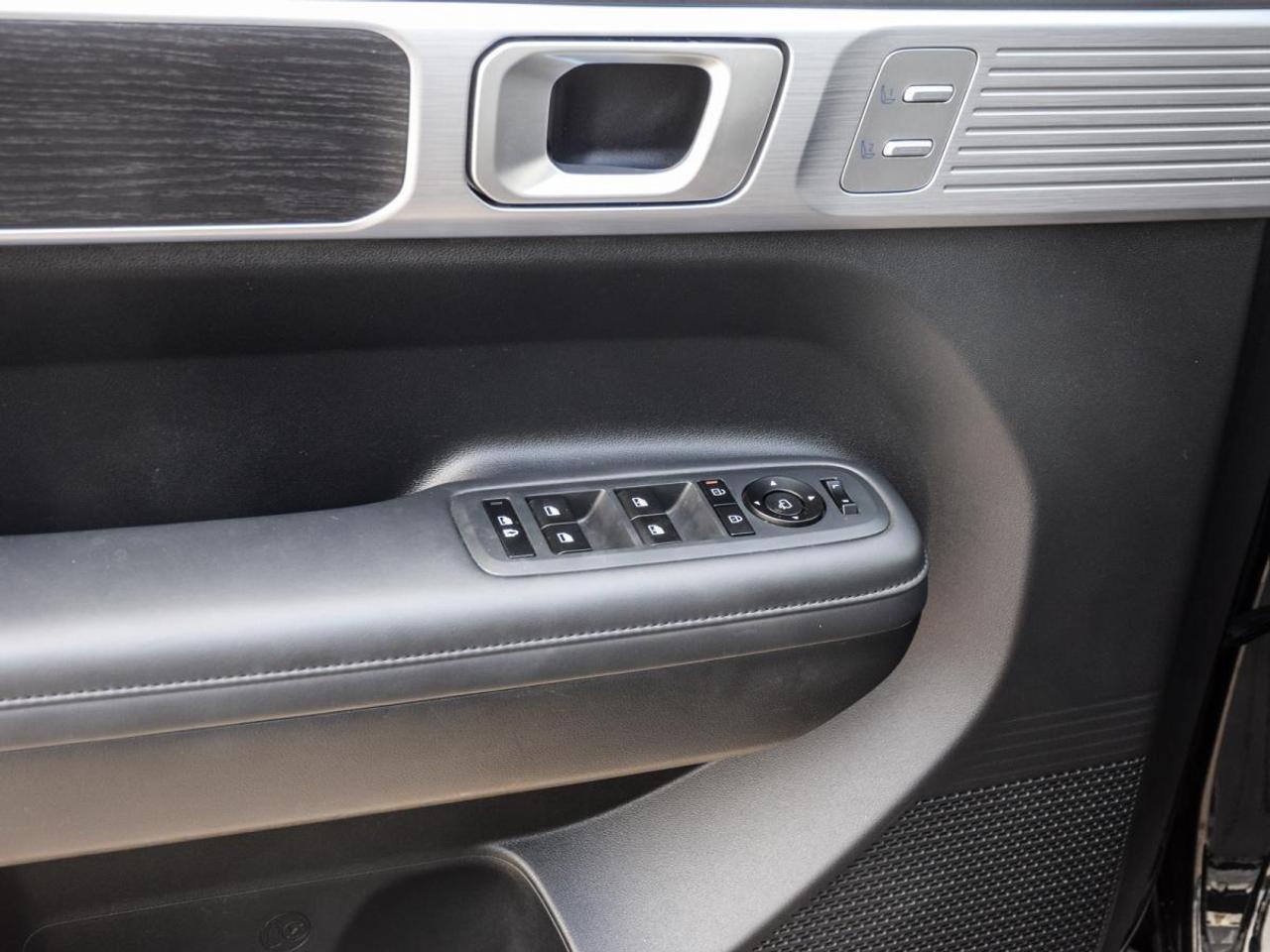 2024 Hyundai Santa Fe AWD   1owner, No Accidents, Mint Condition Photo