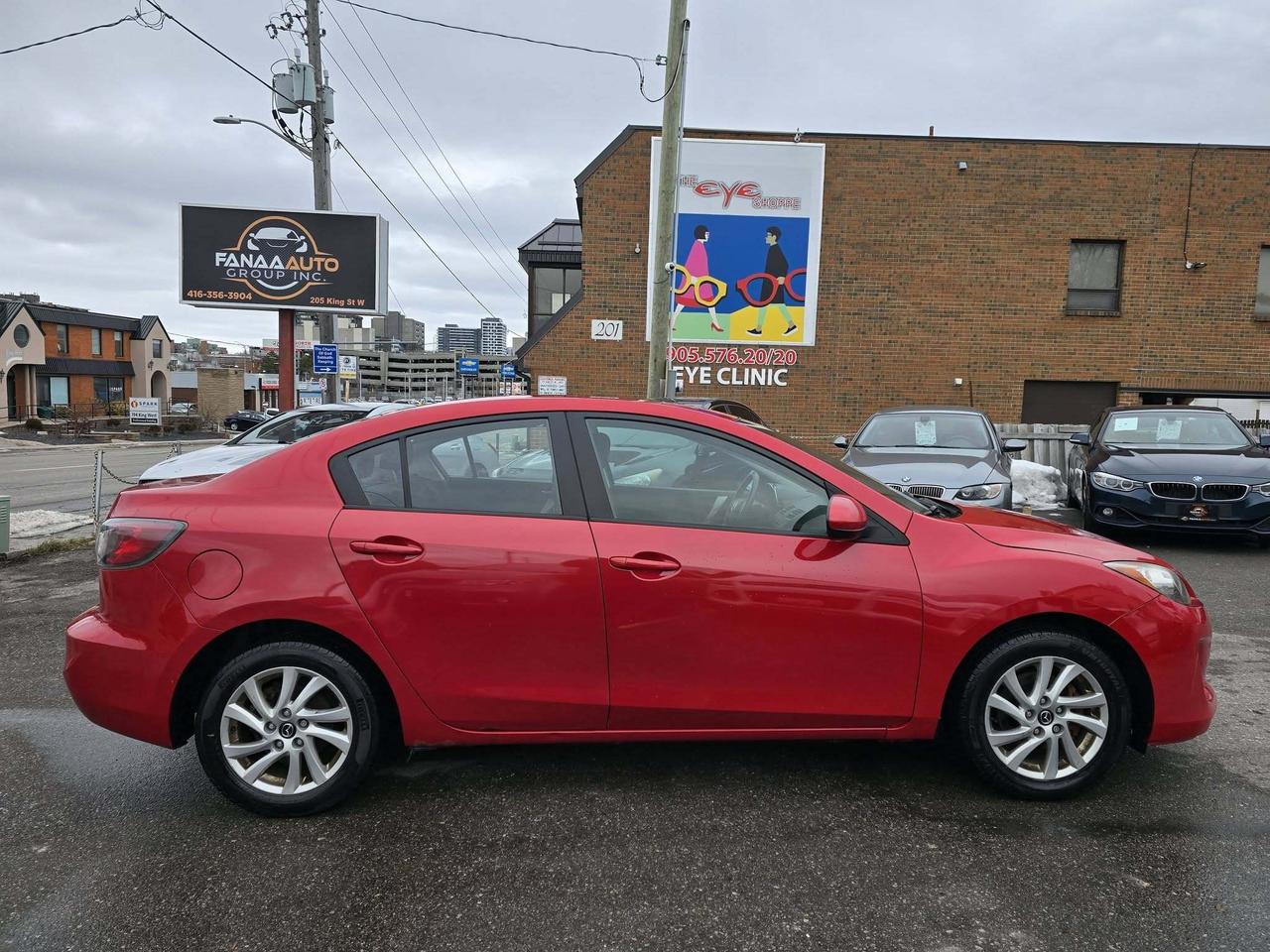 2013 Mazda MAZDA3 4dr Sdn Auto GS-SKY Photo