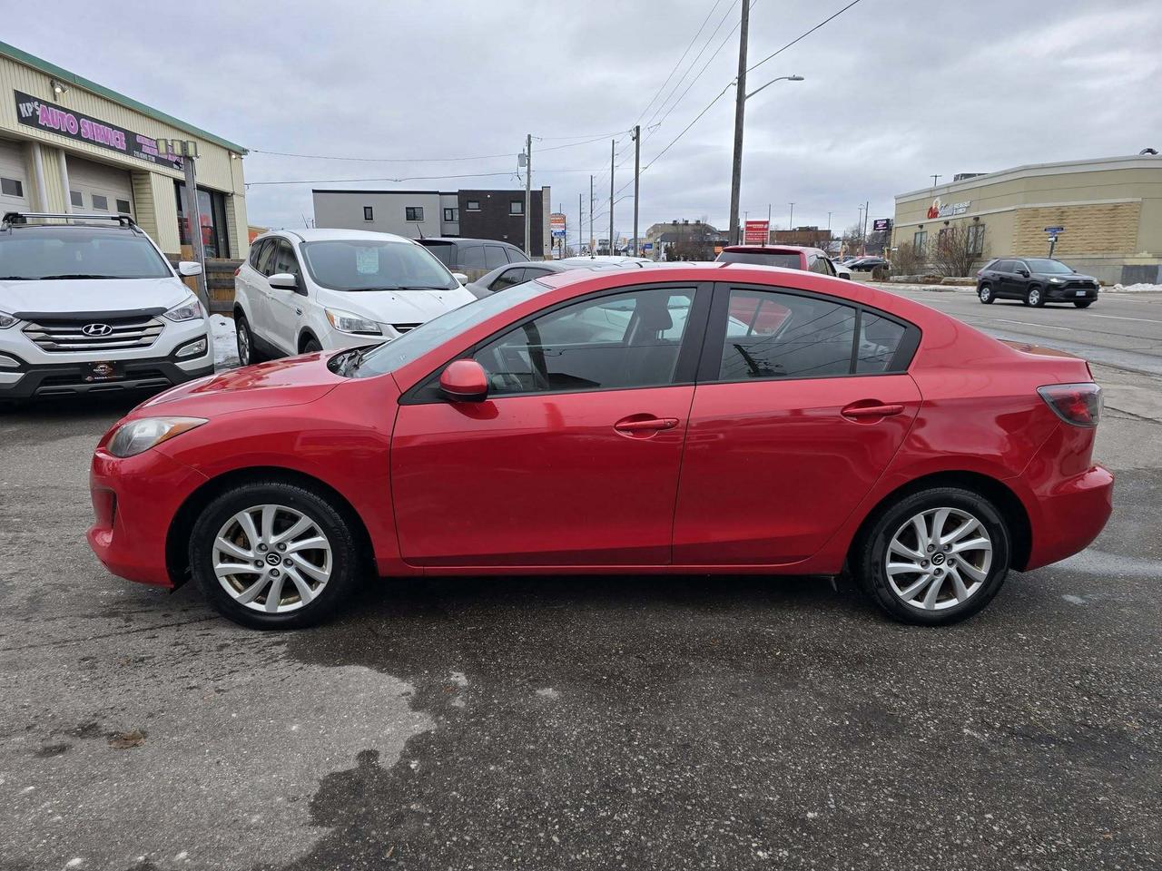 2013 Mazda MAZDA3 4dr Sdn Auto GS-SKY Photo