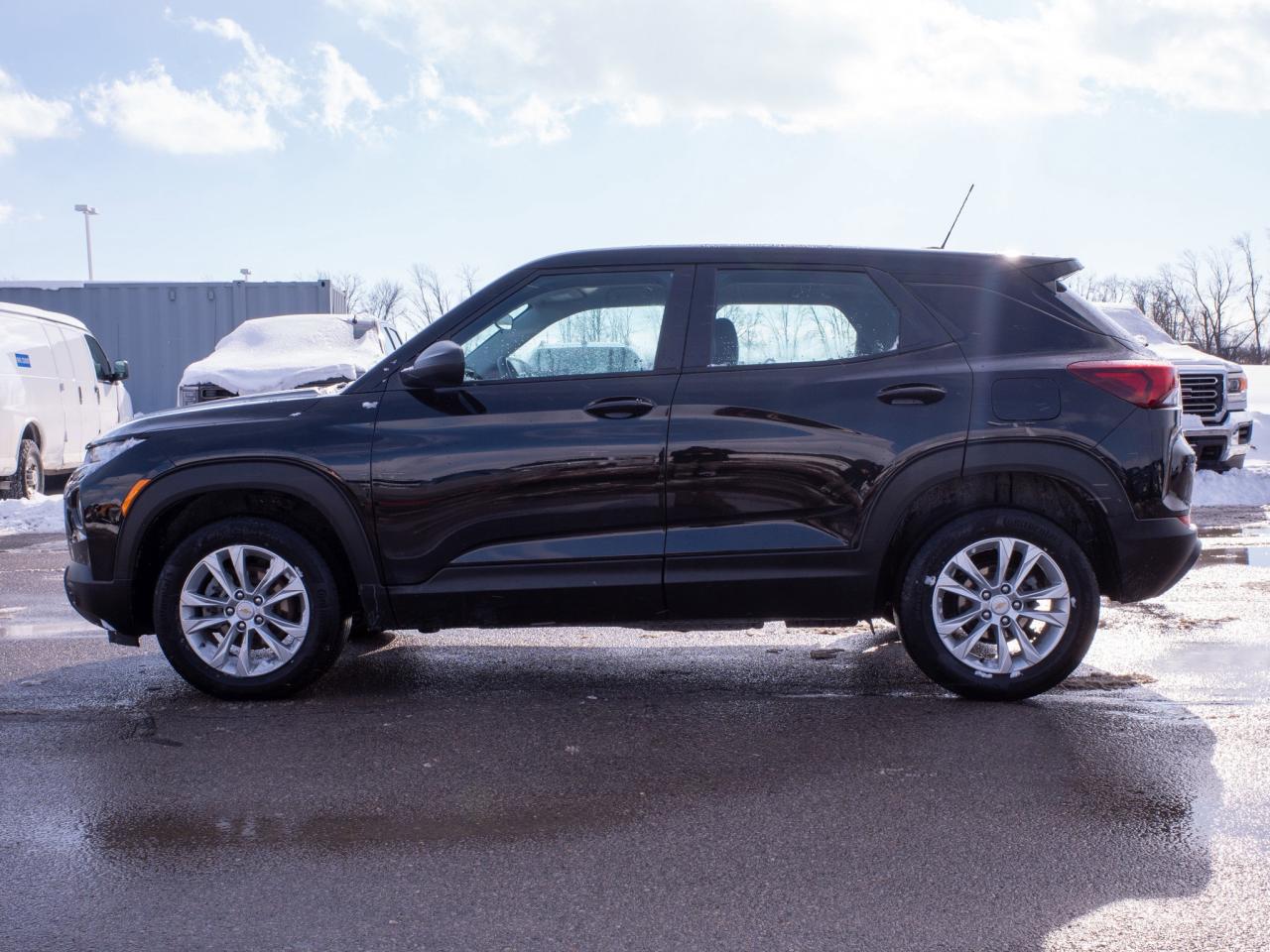 2023 Chevrolet TrailBlazer LS - 7-Inch Infotainment Touchscreen   Smart Devic Photo