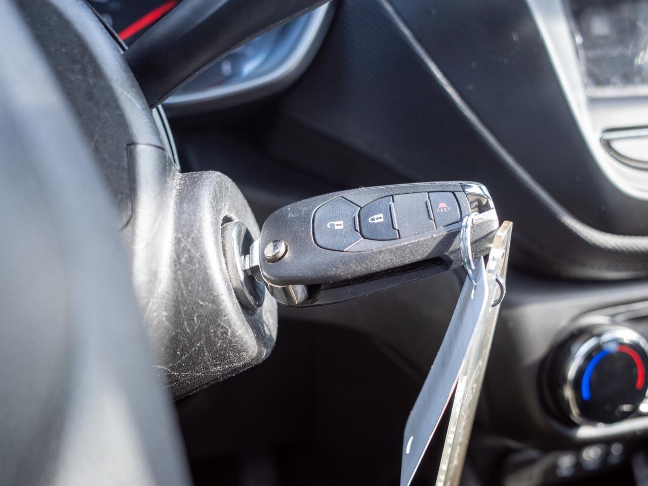 2023 Chevrolet TrailBlazer LS - 7-Inch Infotainment Touchscreen   Smart Devic Photo