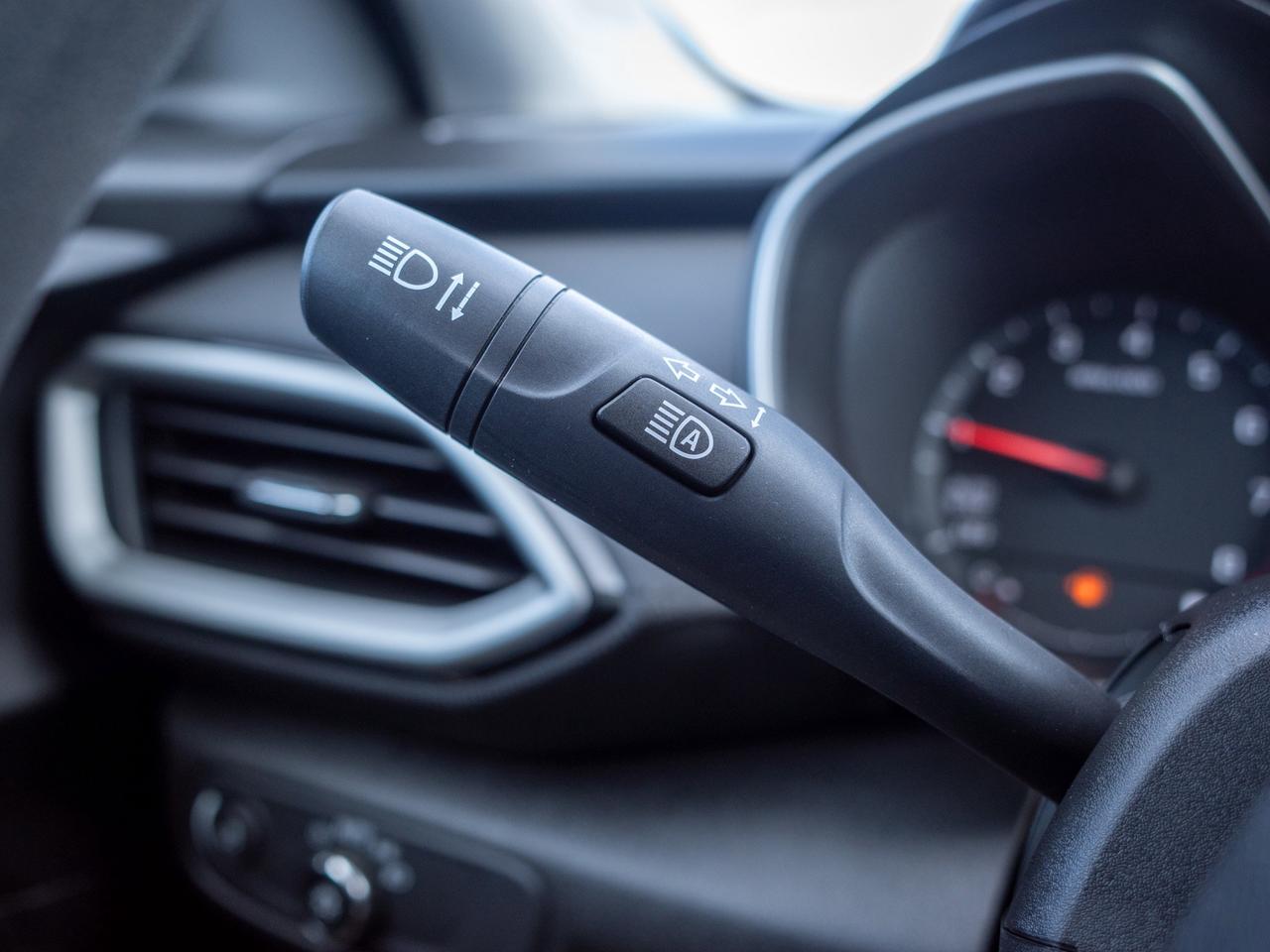 2023 Chevrolet TrailBlazer LS - 7-Inch Infotainment Touchscreen Photo