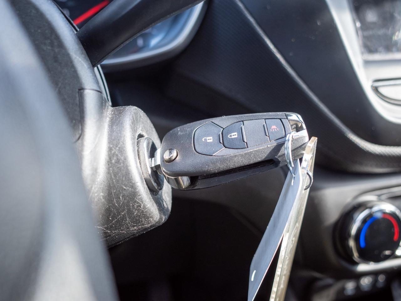 2023 Chevrolet TrailBlazer LS - 7-Inch Infotainment Touchscreen Photo