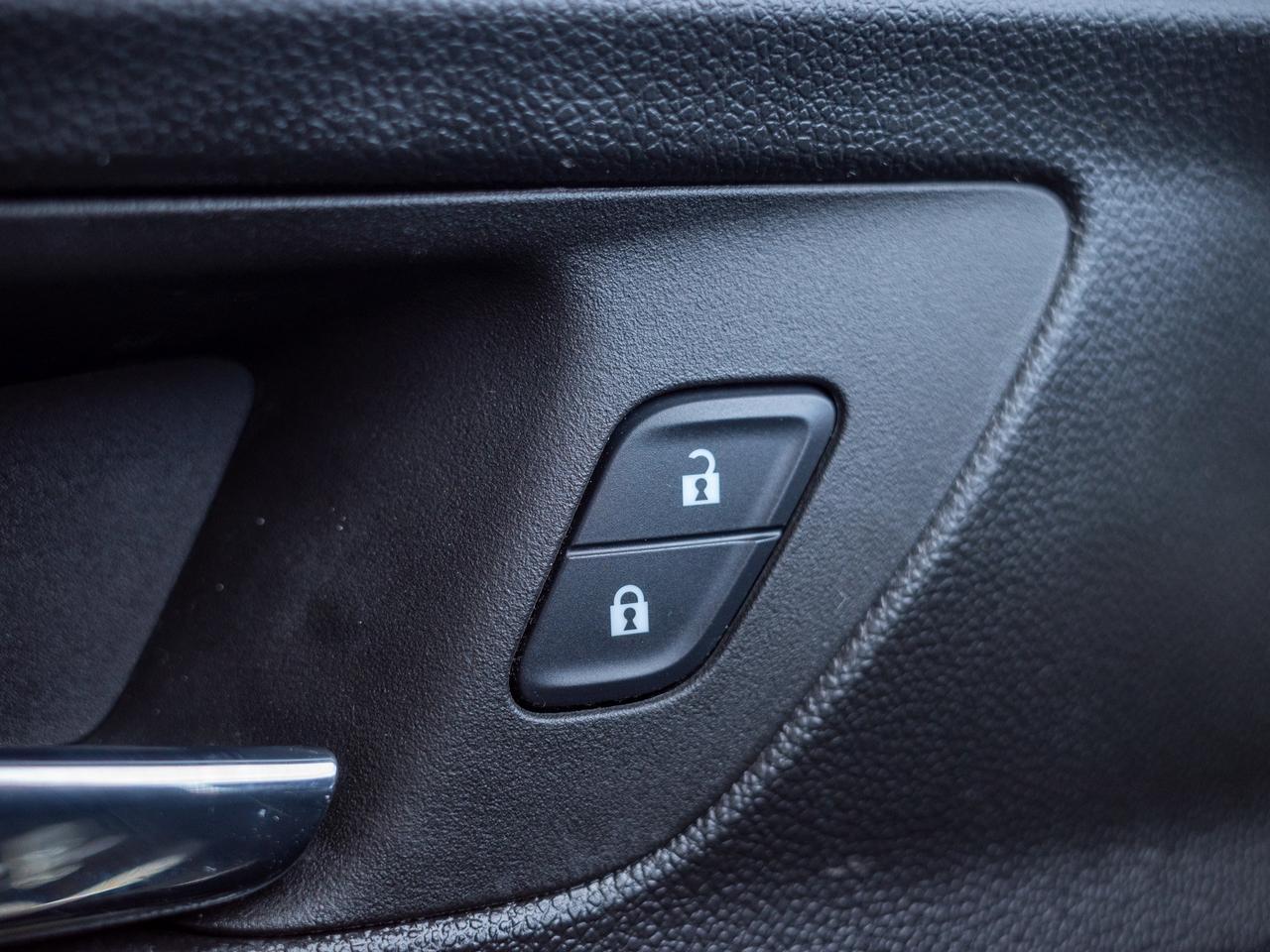 2023 Chevrolet TrailBlazer LS - 7-Inch Infotainment Touchscreen Photo