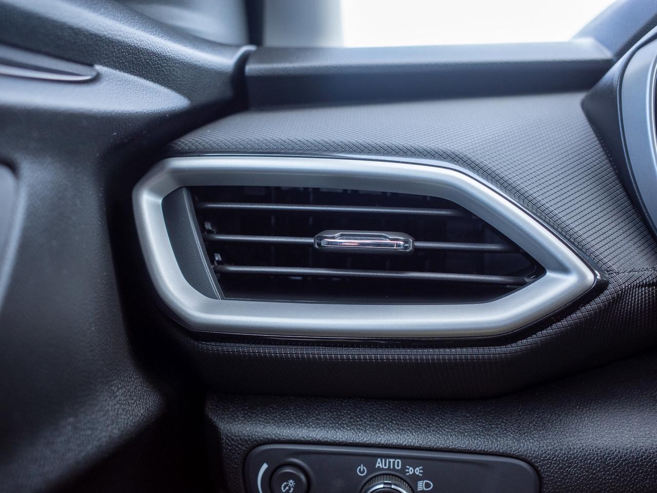 2023 Chevrolet TrailBlazer LS - 7-Inch Infotainment Touchscreen Photo