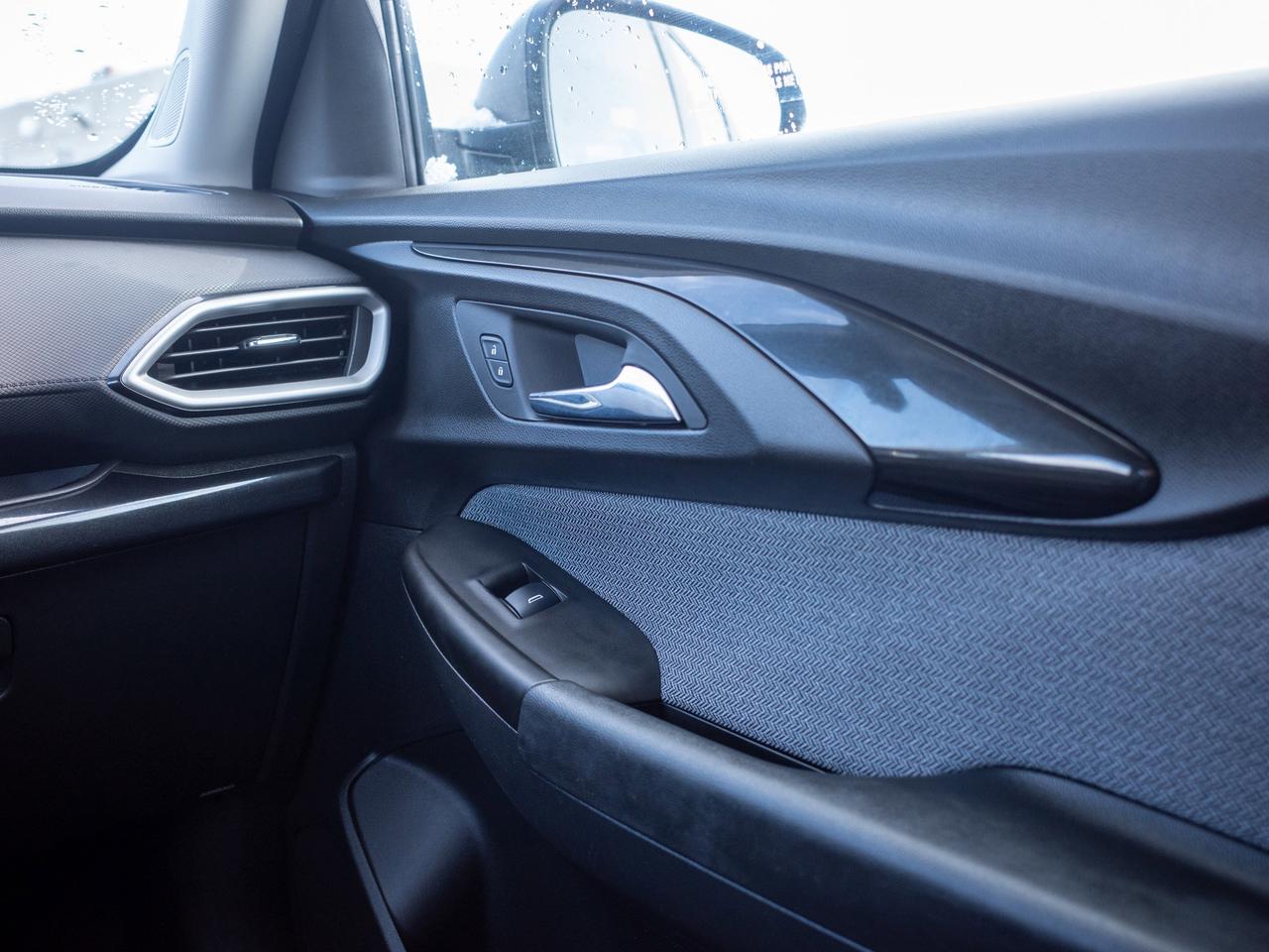 2023 Chevrolet TrailBlazer LS - 7-Inch Infotainment Touchscreen Photo