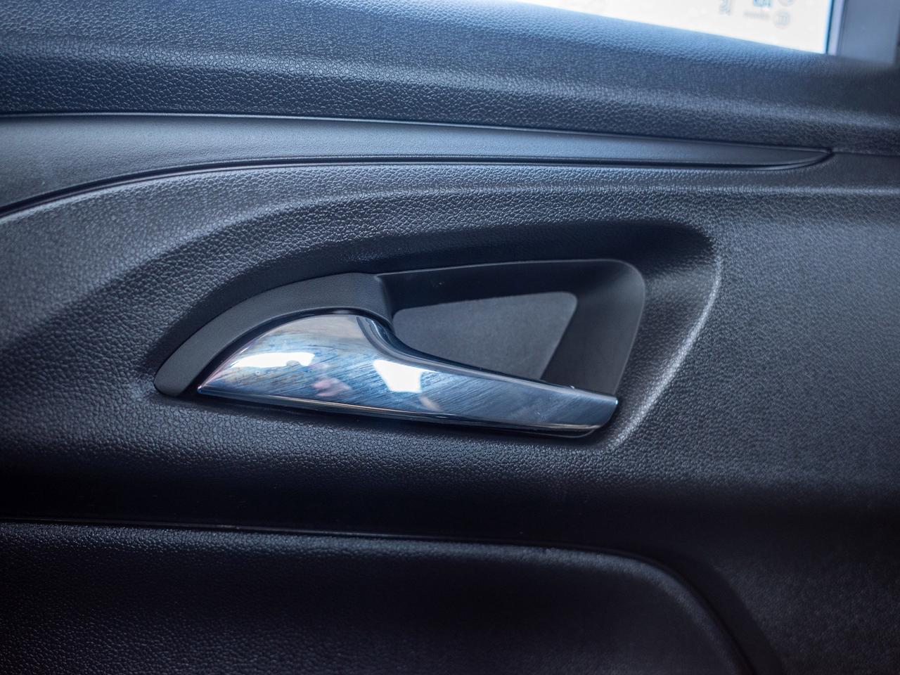 2023 Chevrolet TrailBlazer LS - 7-Inch Infotainment Touchscreen Photo