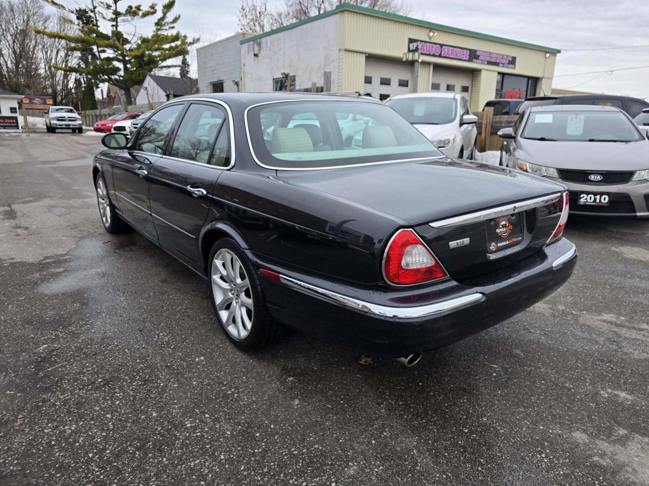 2004 Jaguar XJ8  Photo4