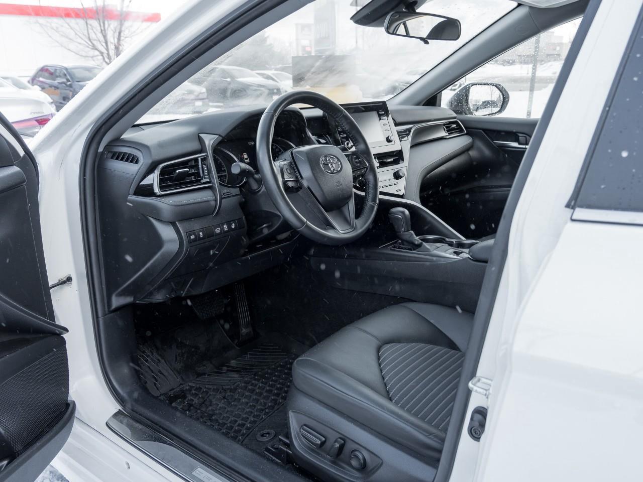 2022 Toyota Camry SE 4dr All-Wheel Drive Sedan Photo