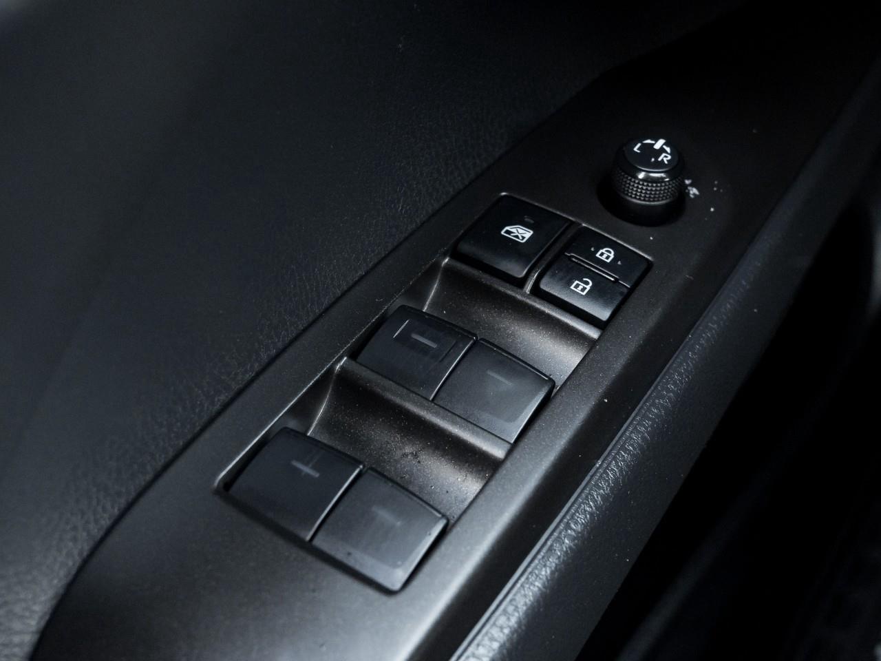 2022 Toyota Camry SE 4dr All-Wheel Drive Sedan Photo