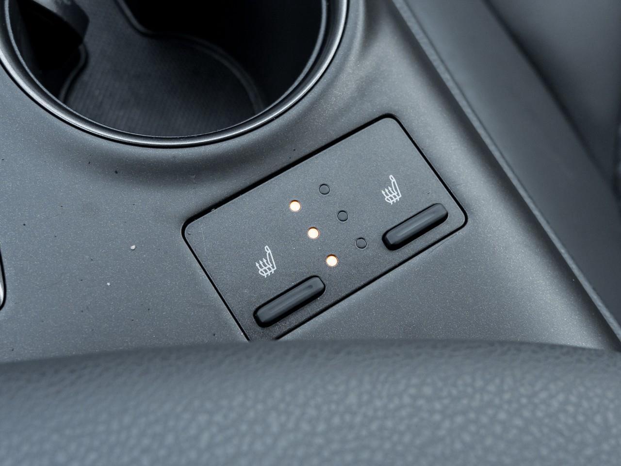 2022 Toyota Camry SE 4dr All-Wheel Drive Sedan Photo