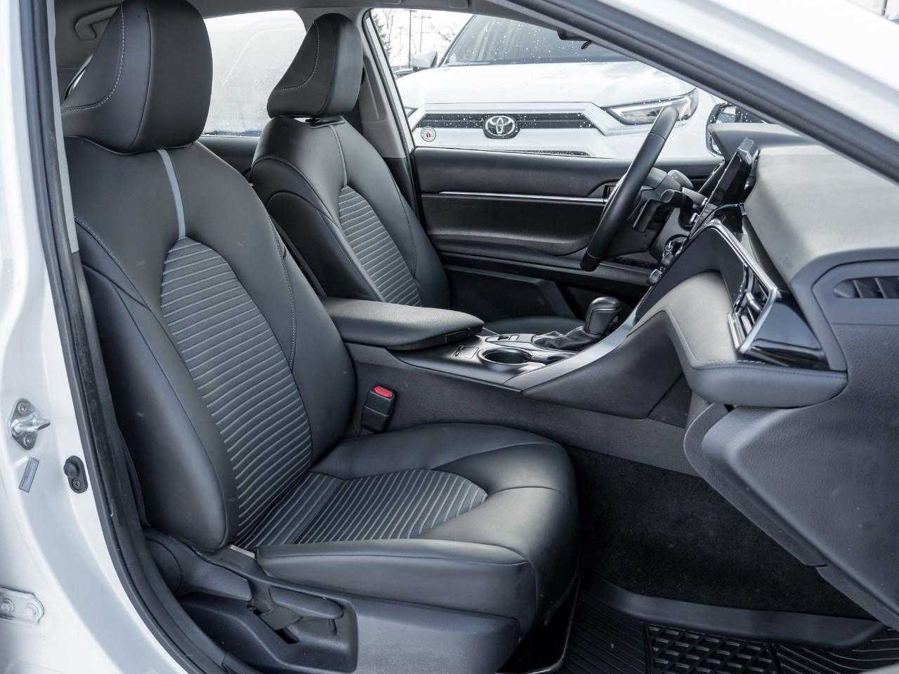 2022 Toyota Camry SE 4dr All-Wheel Drive Sedan Photo