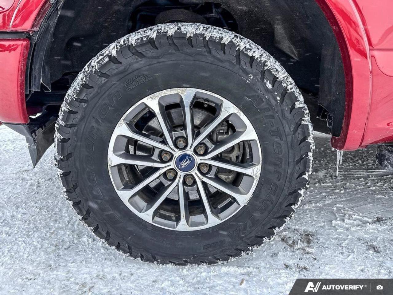 2020 Ford F-150 LARIAT   LEATHER   MOONROOF   NAV LEATHER   MOONRO Photo