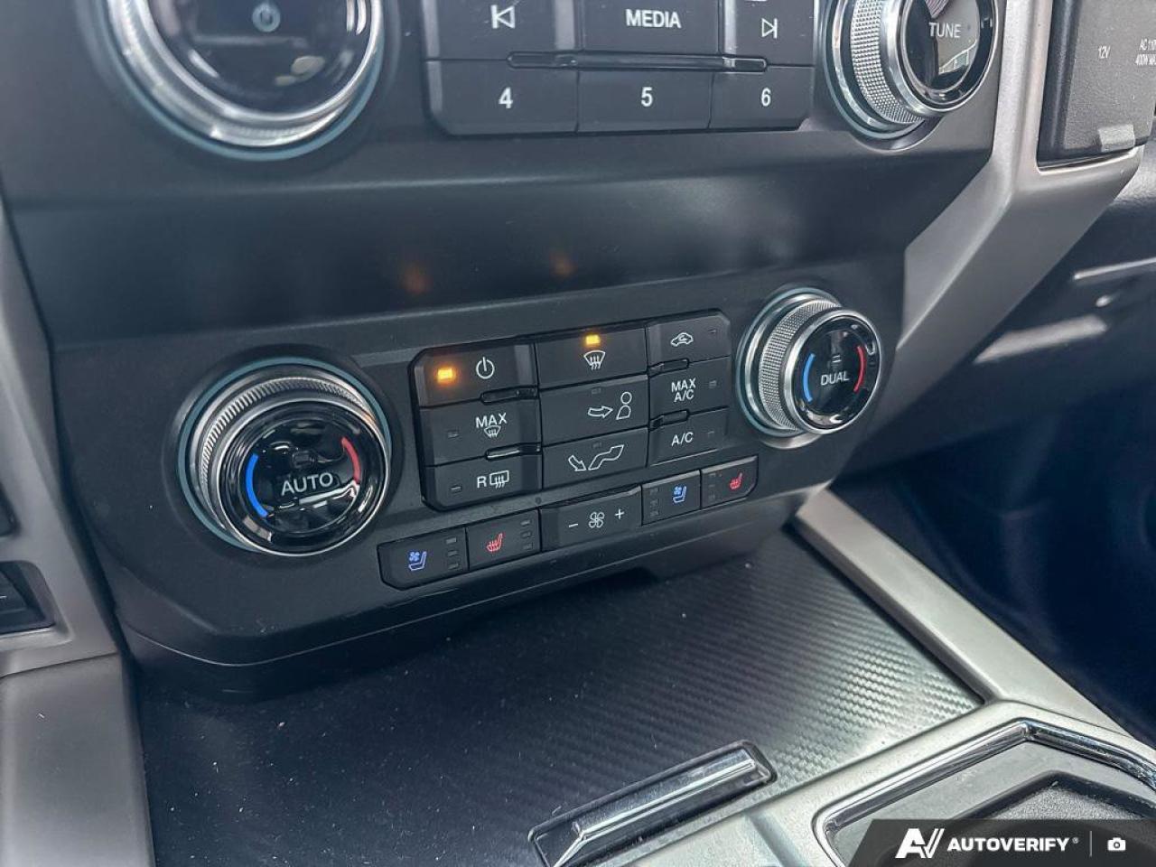 2020 Ford F-150 LARIAT   LEATHER   MOONROOF   NAV LEATHER   MOONRO Photo