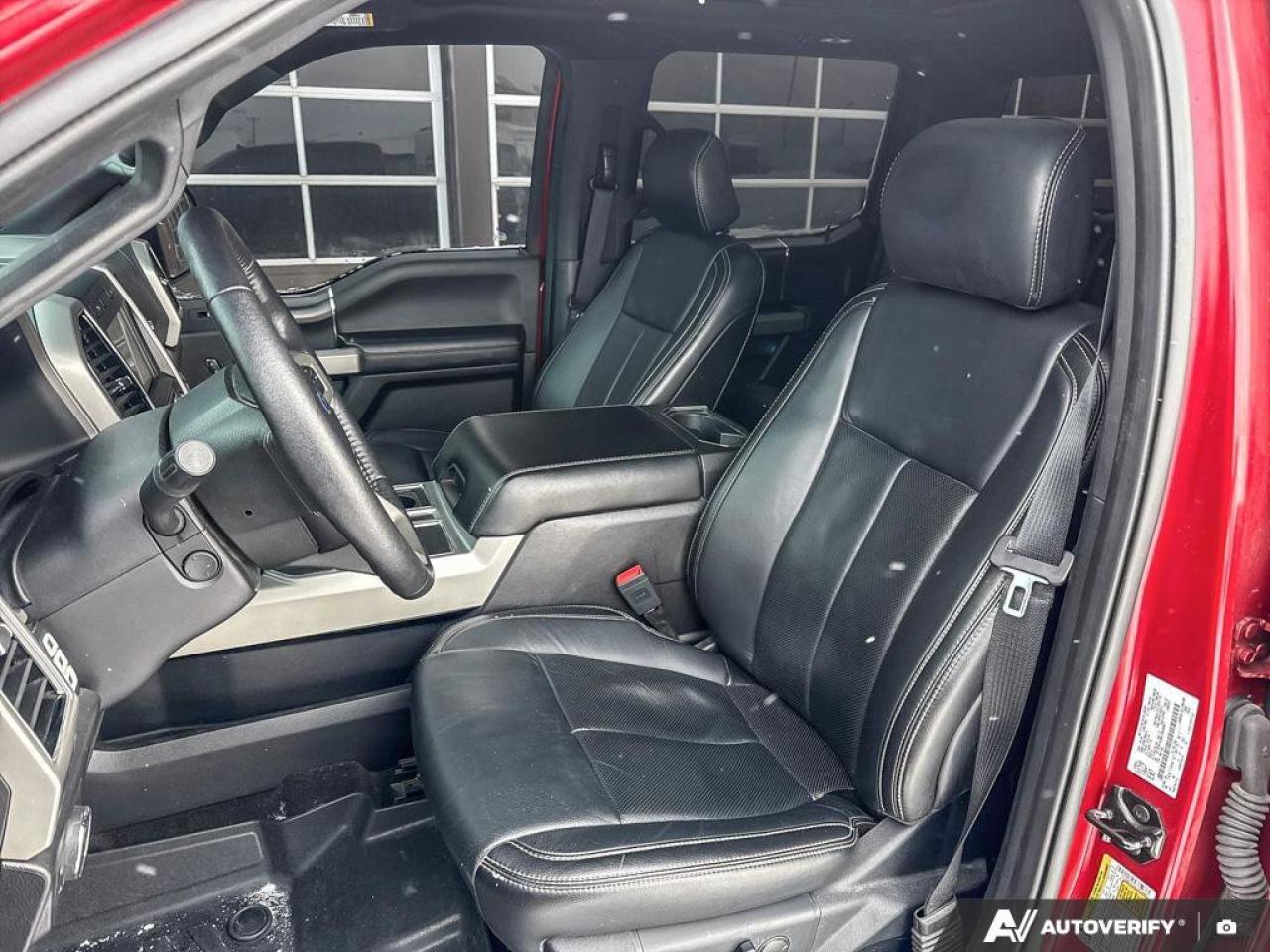 2020 Ford F-150 LARIAT   LEATHER   MOONROOF   NAV LEATHER   MOONRO Photo