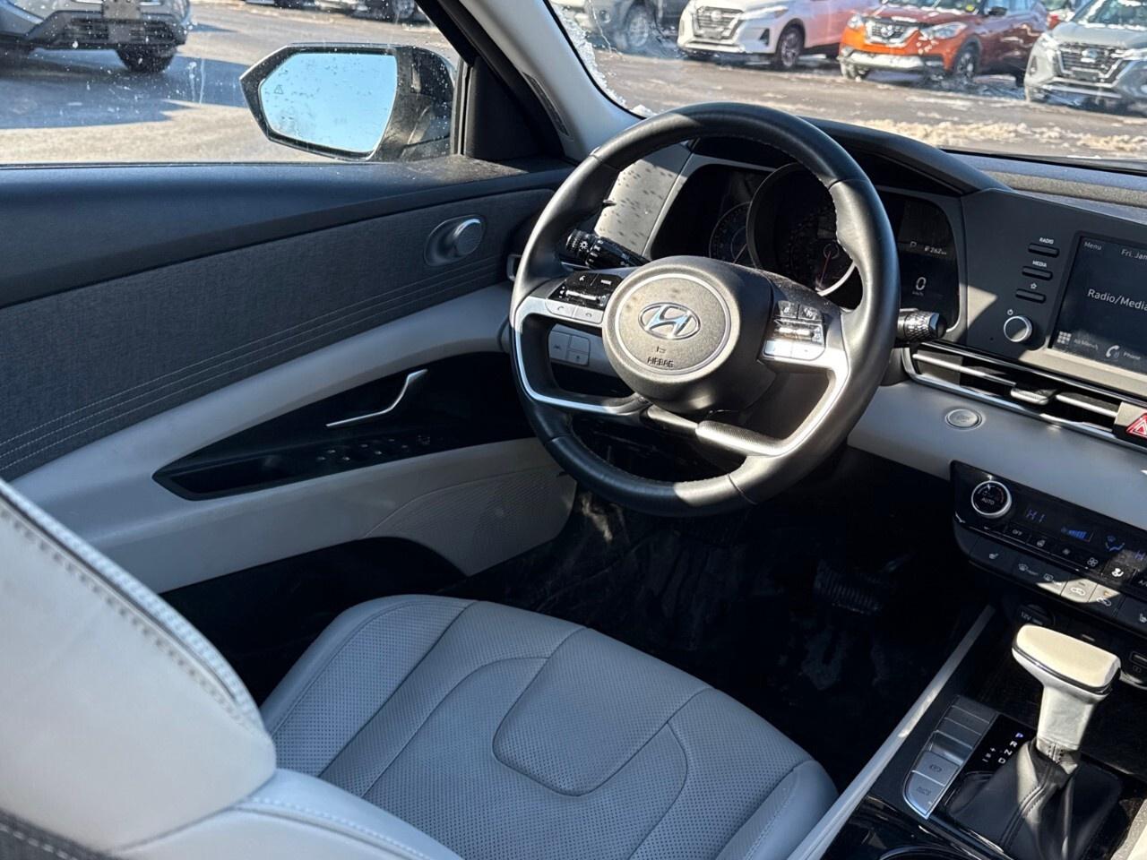 2021 Hyundai Elantra SEL   LEATHER   SUNROOF Photo