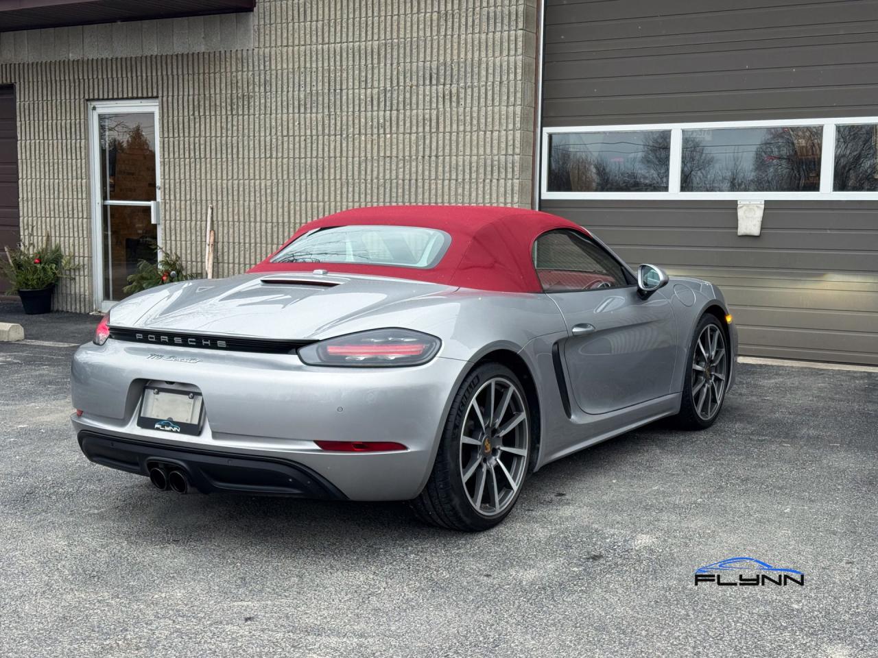 2017 Porsche Boxster - Service Records Photo