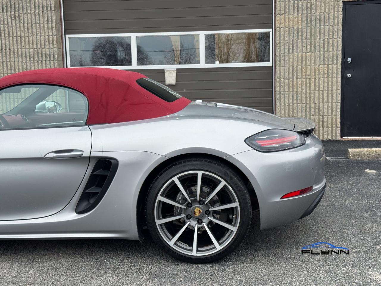 2017 Porsche Boxster - Service Records Photo
