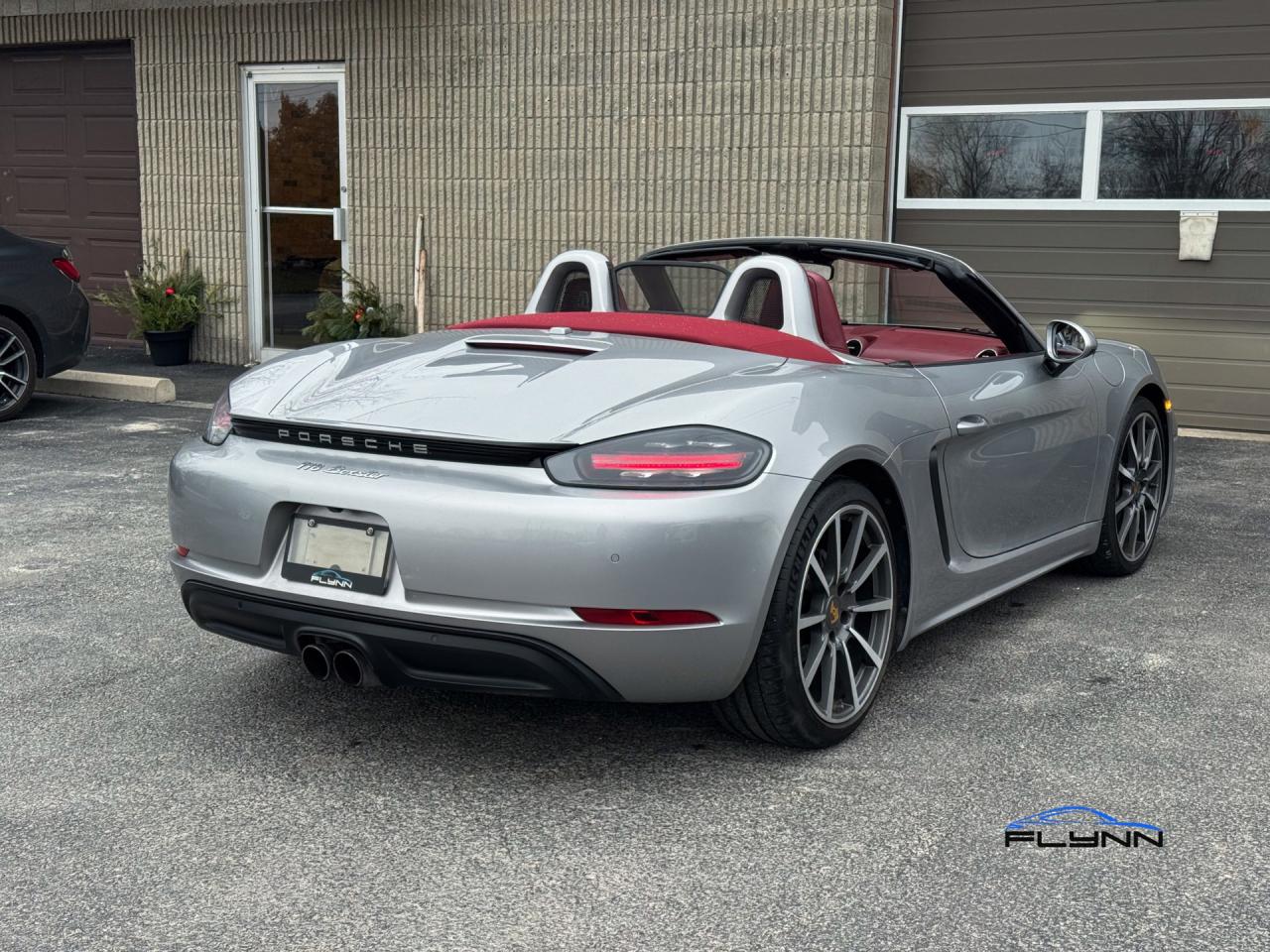 2017 Porsche Boxster - Service Records Photo