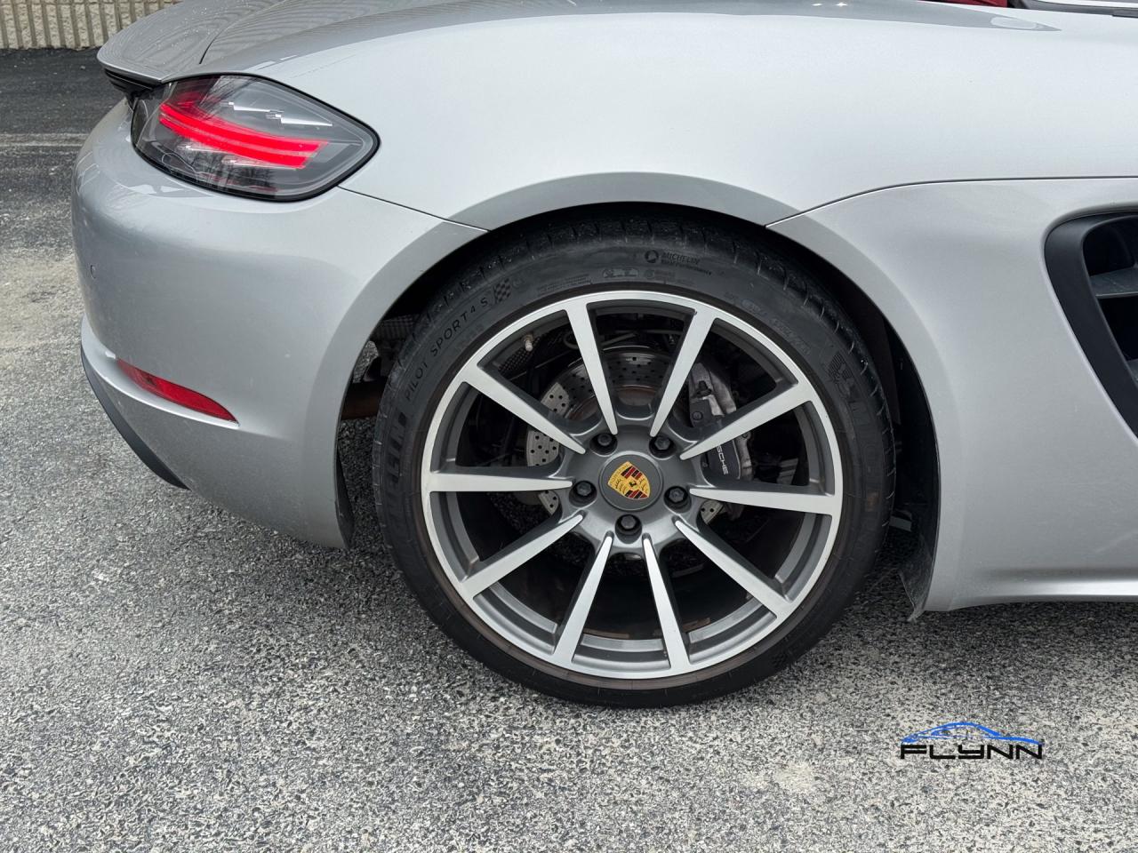 2017 Porsche Boxster - Service Records Photo