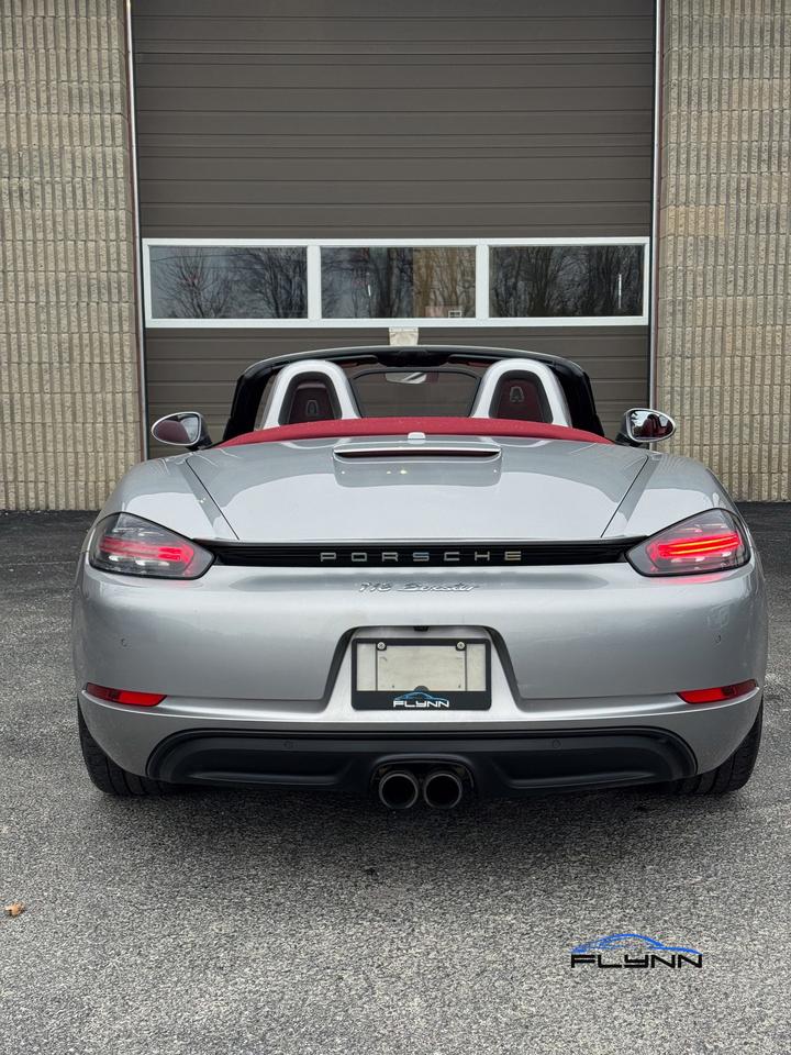 2017 Porsche Boxster - Service Records Photo