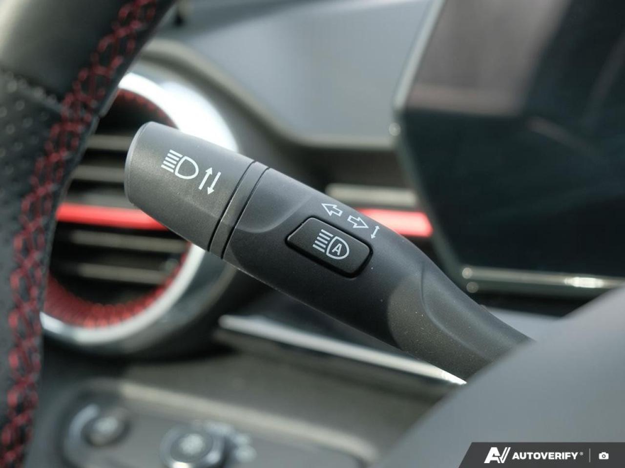 2025 Chevrolet Trax FWD 4dr 2RS Photo