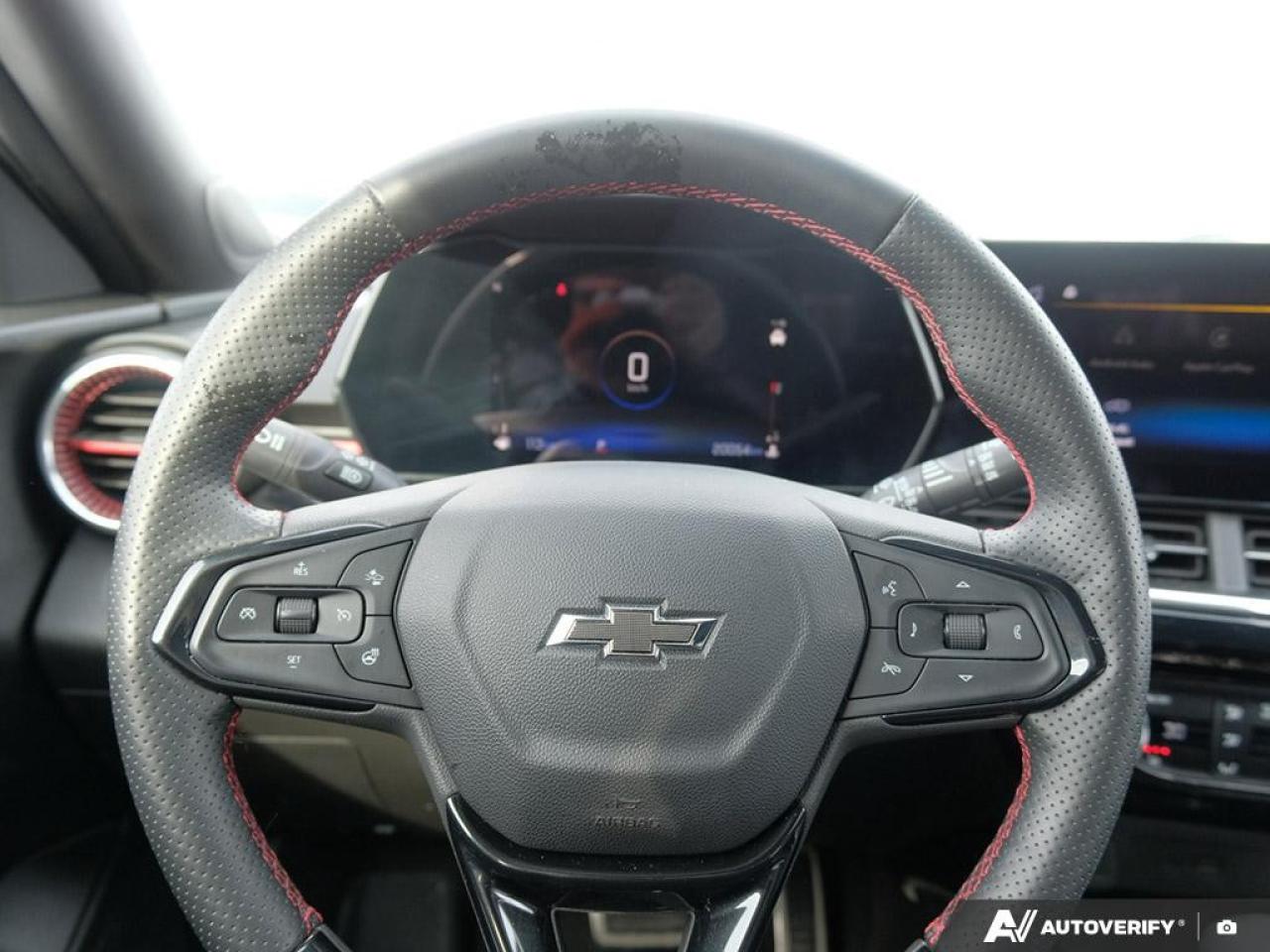 2025 Chevrolet Trax FWD 4dr 2RS Photo