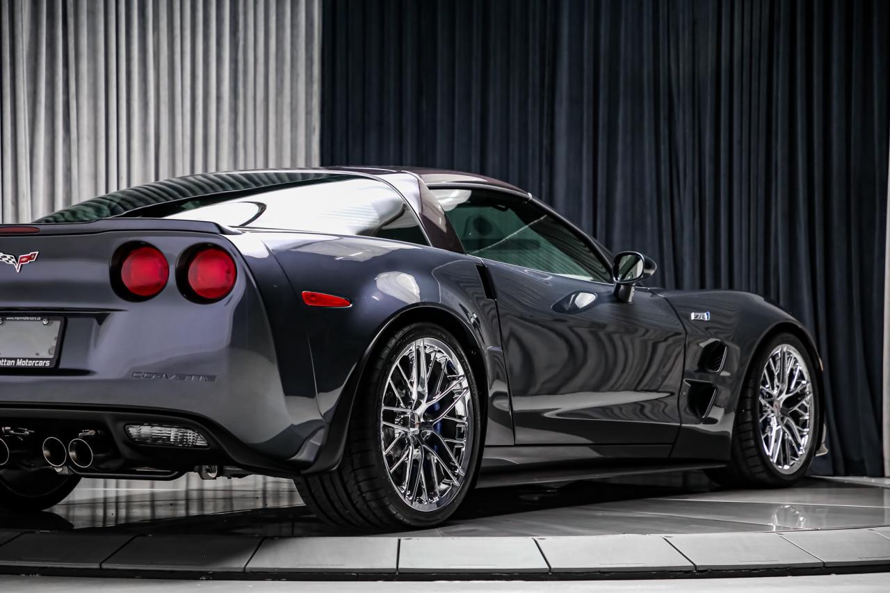 2010 Chevrolet Corvette ZR1 w/3ZR 638HP 6.2L LS9  CARBONCERAMIC HUD LOWKMS Photo