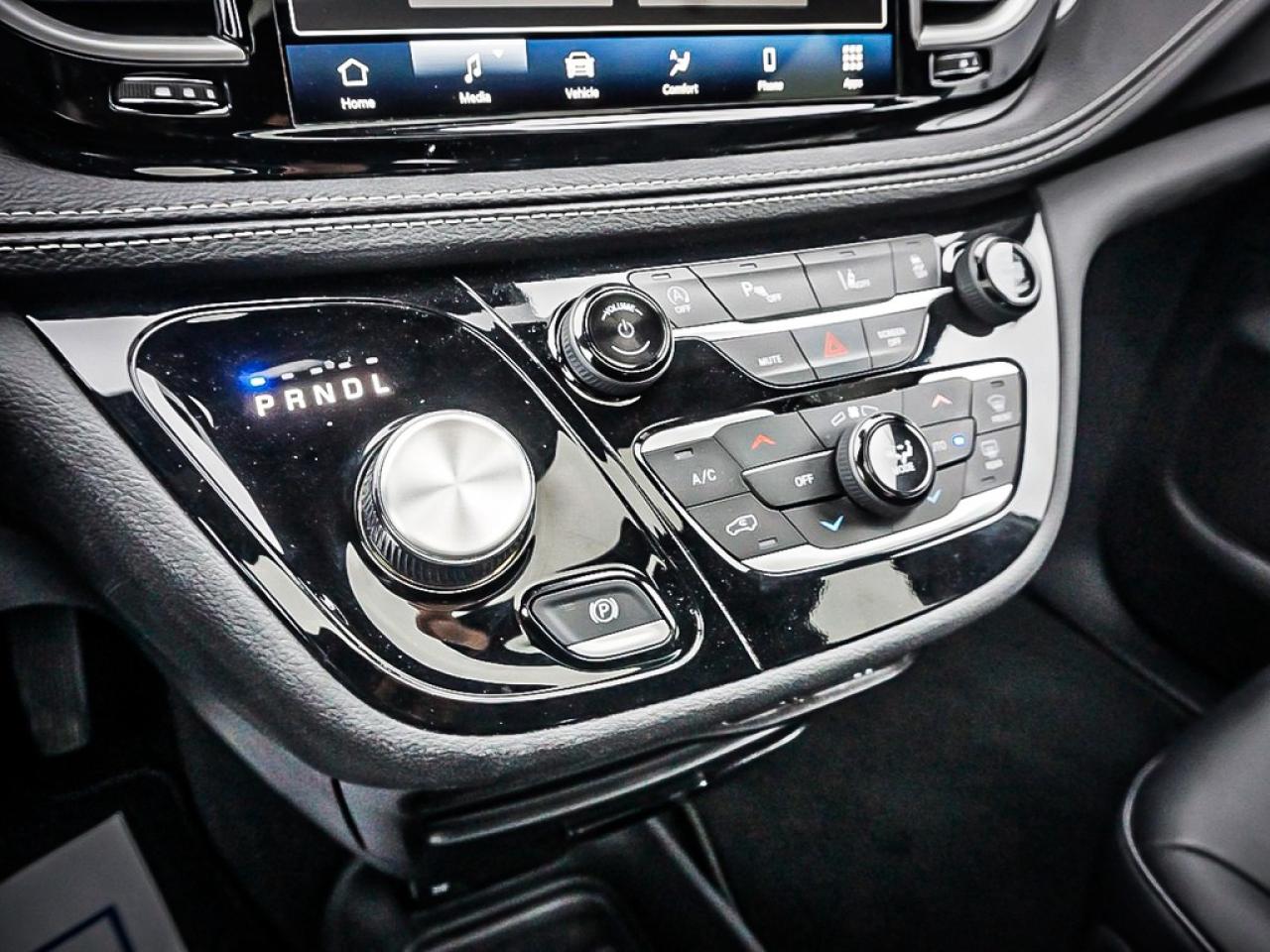 2024 Chrysler Pacifica  Photo