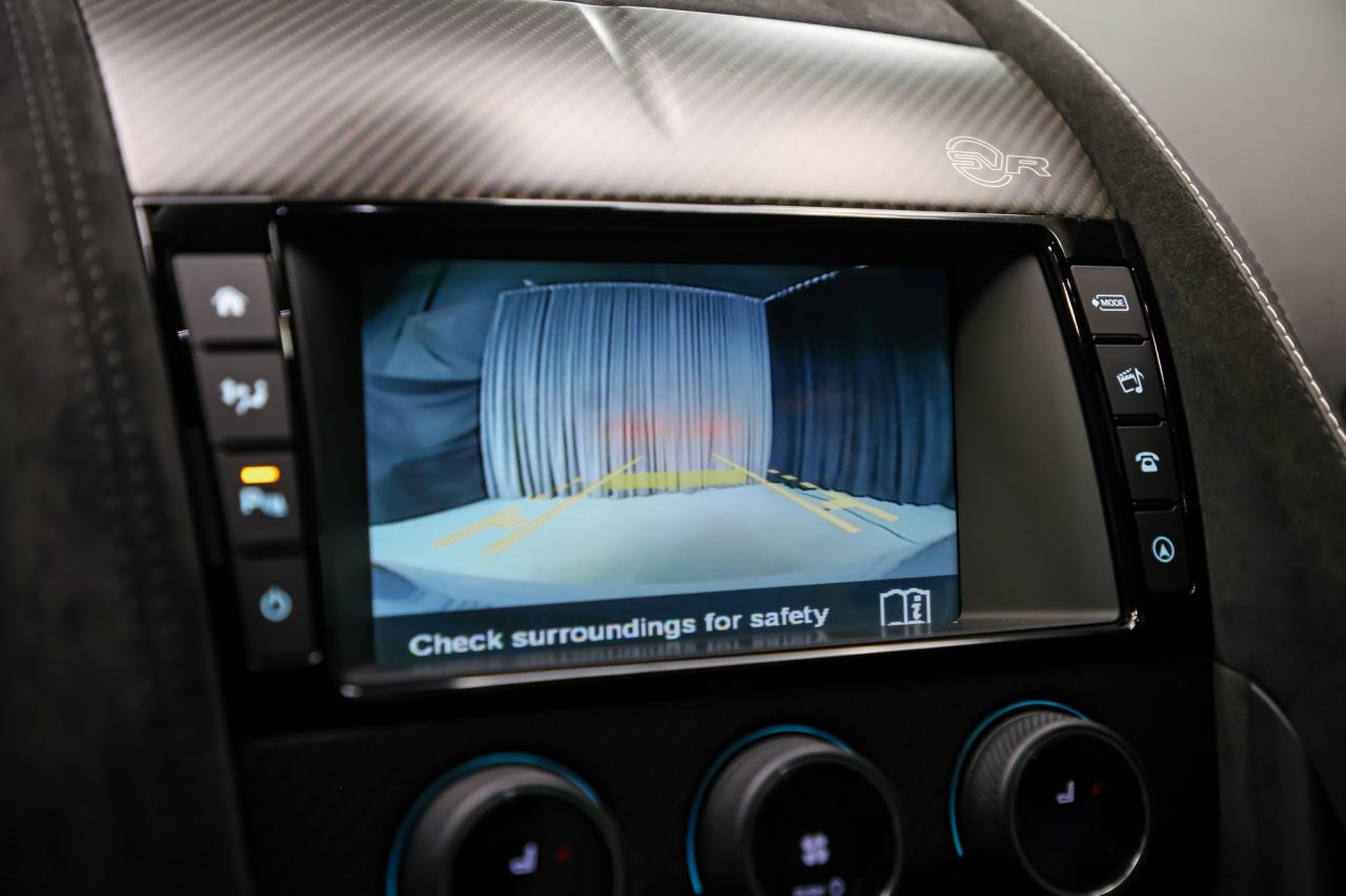 2017 Jaguar F-Type SVR AWD V8 SC 575HP CARBONCERAMIC NOACCIDNT 1OWNER Photo