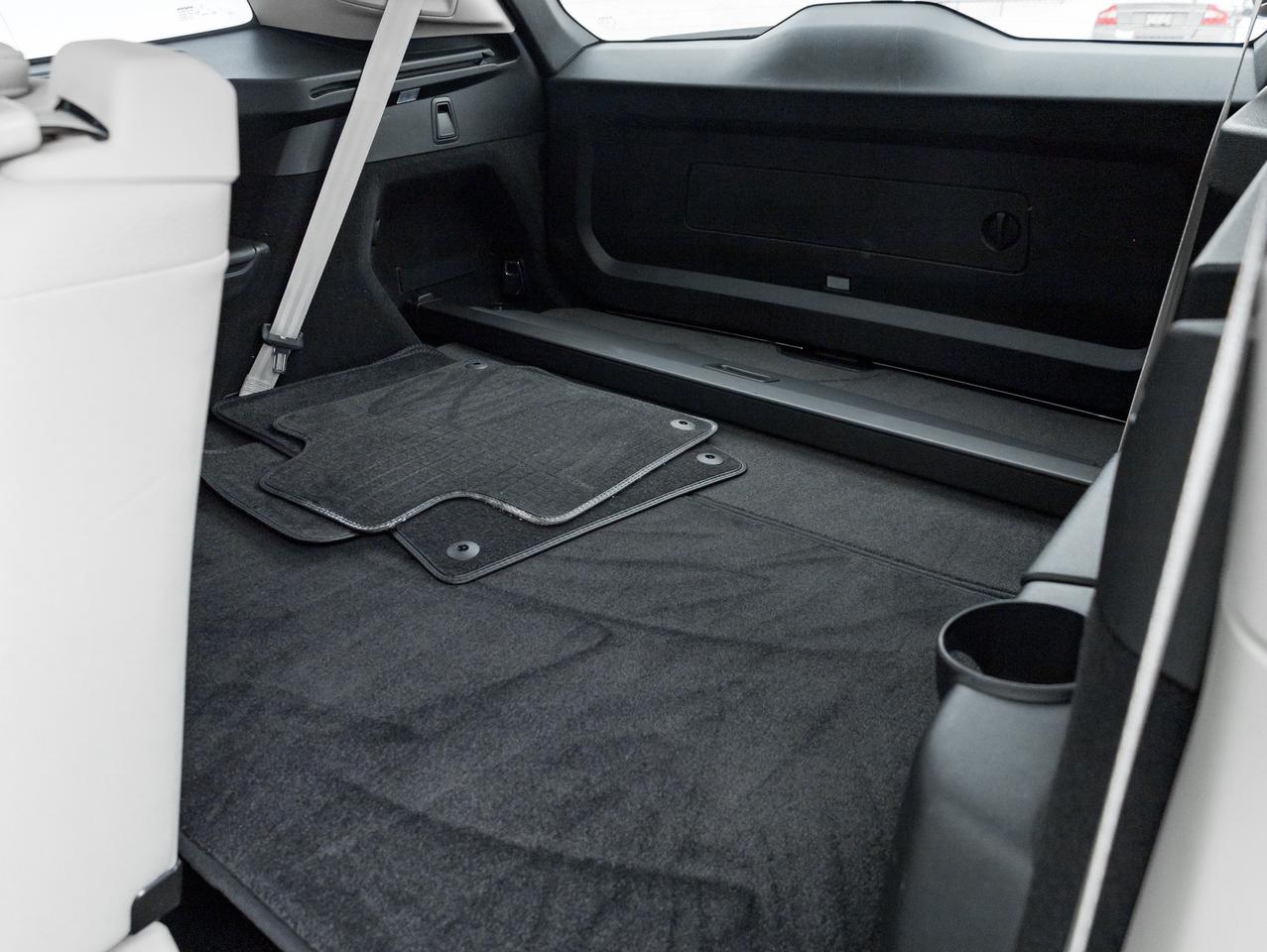 2024 Volvo XC90 B6 AWD Plus 7-Seater  21" ALLOY WHEEL  VOLVO CPO Photo