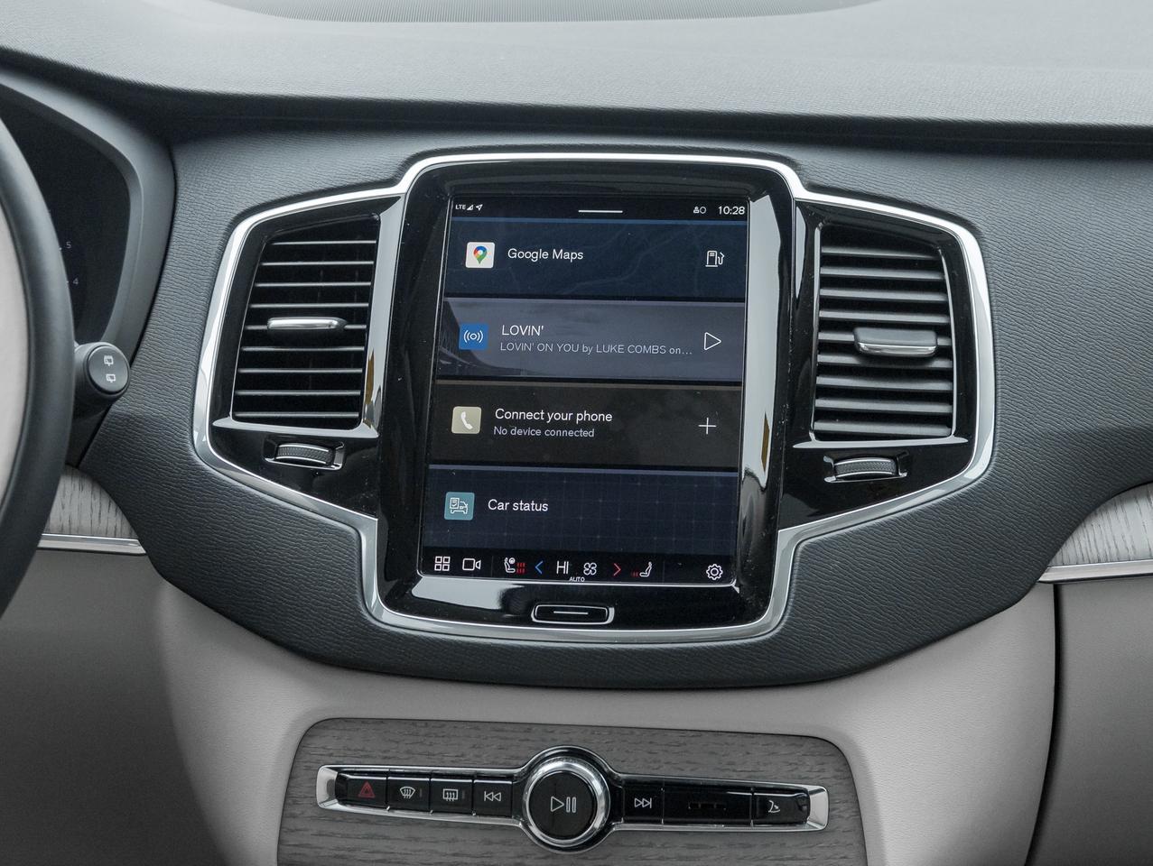 2024 Volvo XC90 B6 AWD Plus 7-Seater  21" ALLOY WHEEL  VOLVO CPO Photo