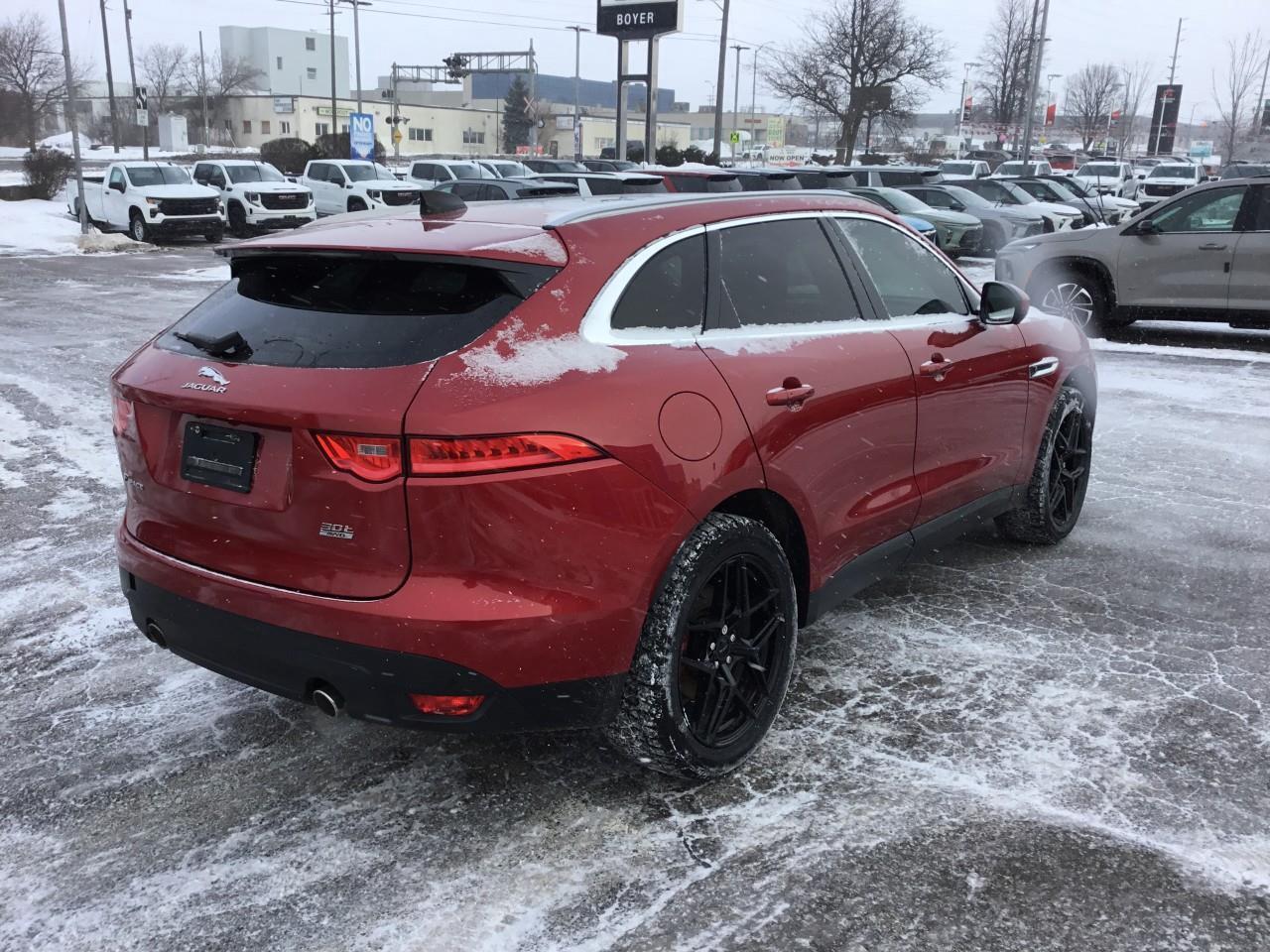 2020 Jaguar F-PACE 30T PORTFOLIO Photo