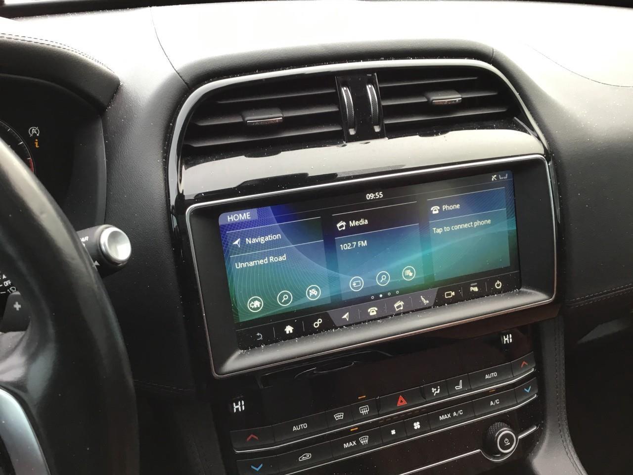 2020 Jaguar F-PACE 30T PORTFOLIO Photo