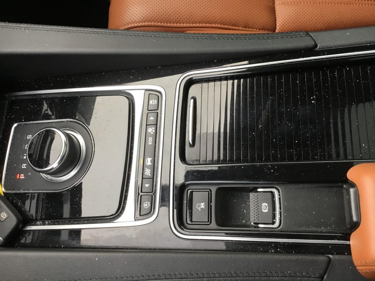 2020 Jaguar F-PACE 30T PORTFOLIO Photo