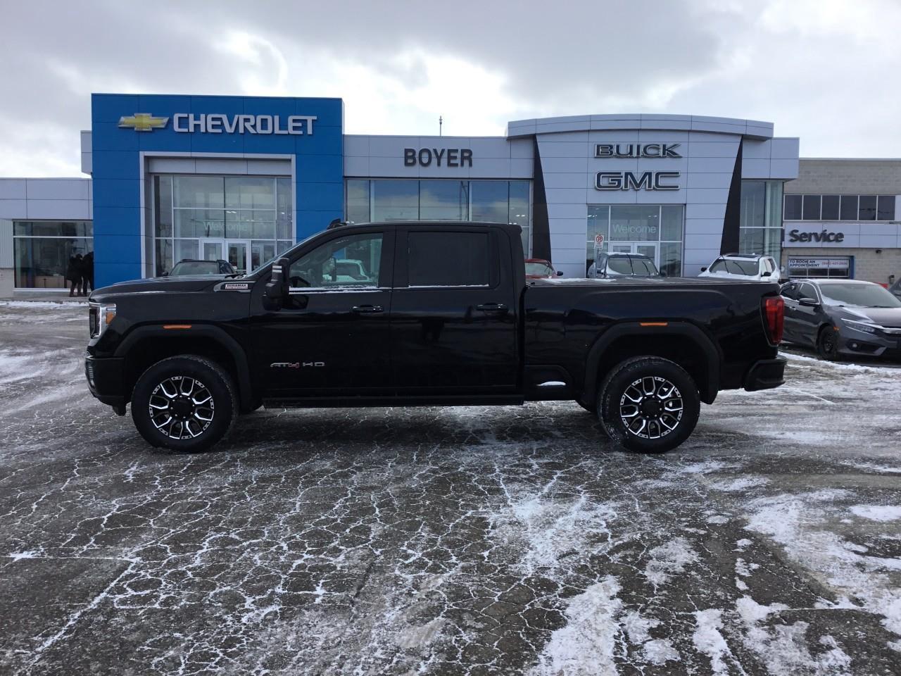 2023 GMC SIERRA 2500HD AT4 Photo