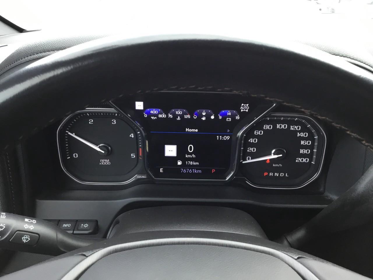 2023 GMC SIERRA 2500HD AT4 Photo