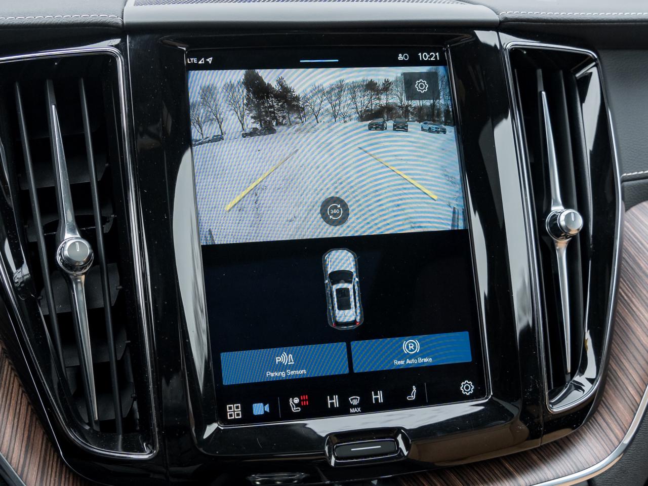 2022 Volvo XC60 B6 AWD Inscription  BOWERS&WILKINS  20" WHEEL  CPO Photo