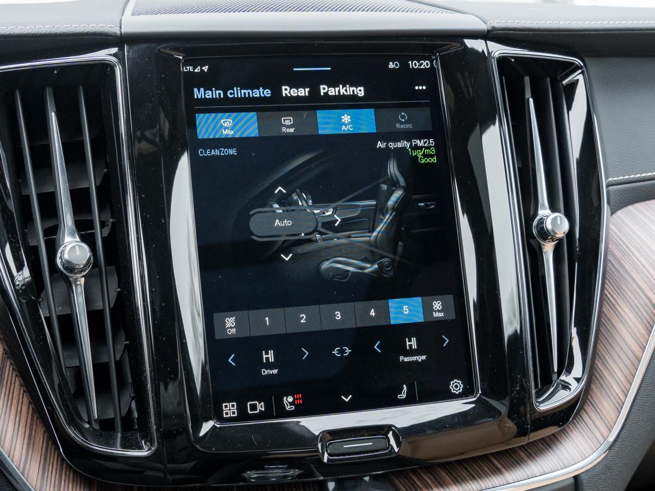 2022 Volvo XC60 B6 AWD Inscription  BOWERS&WILKINS  20" WHEEL  CPO Photo