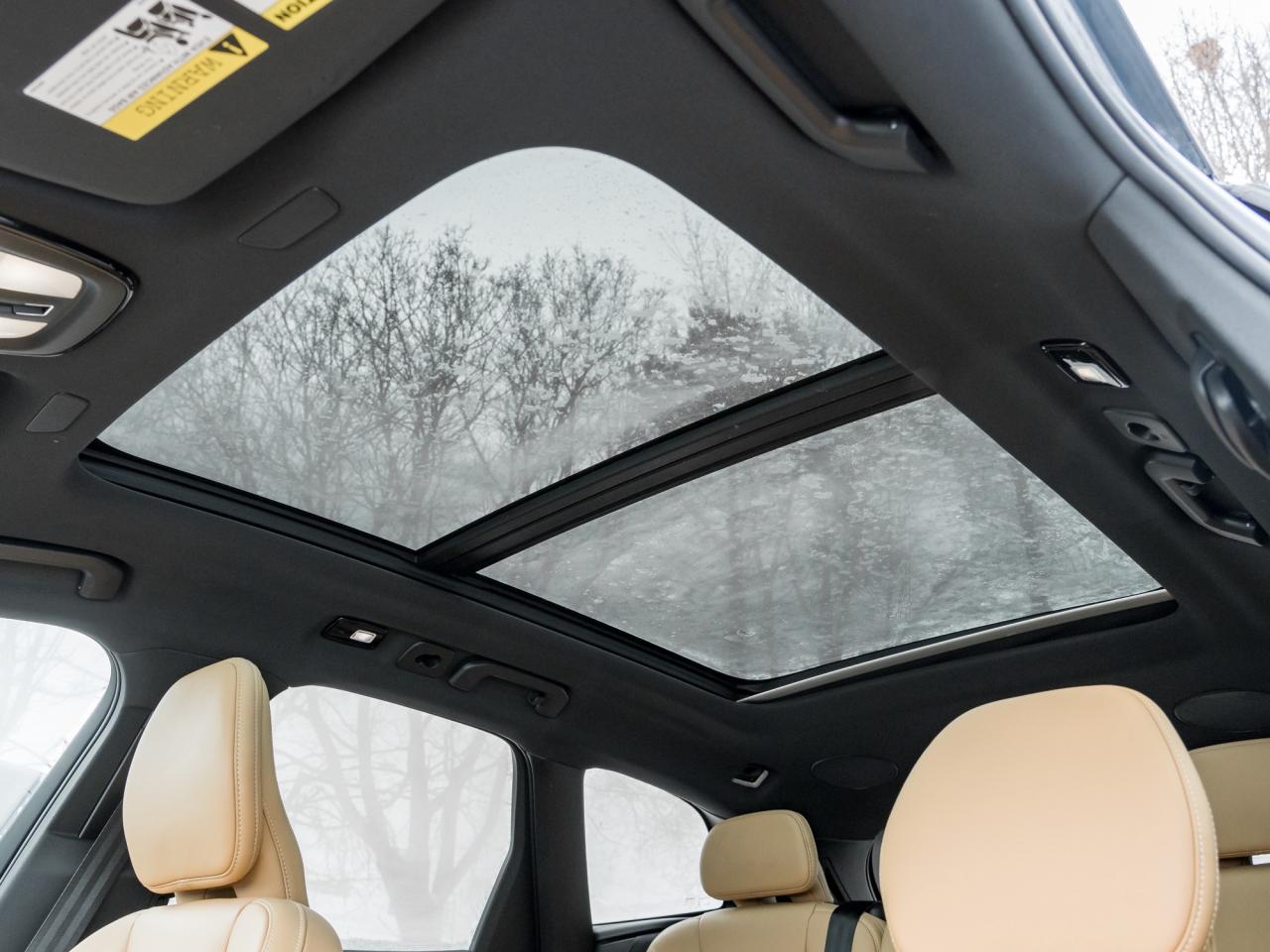 2022 Volvo XC60 B6 AWD Inscription  BOWERS&WILKINS  20" WHEEL  CPO Photo