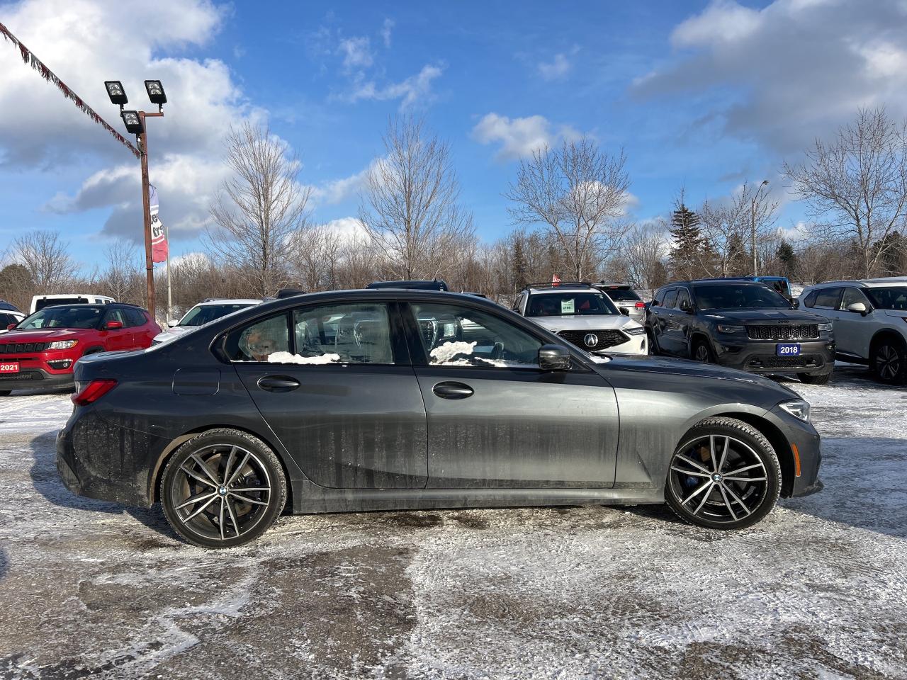 2019 BMW 3 Series 330i xDrive Sedan Photo