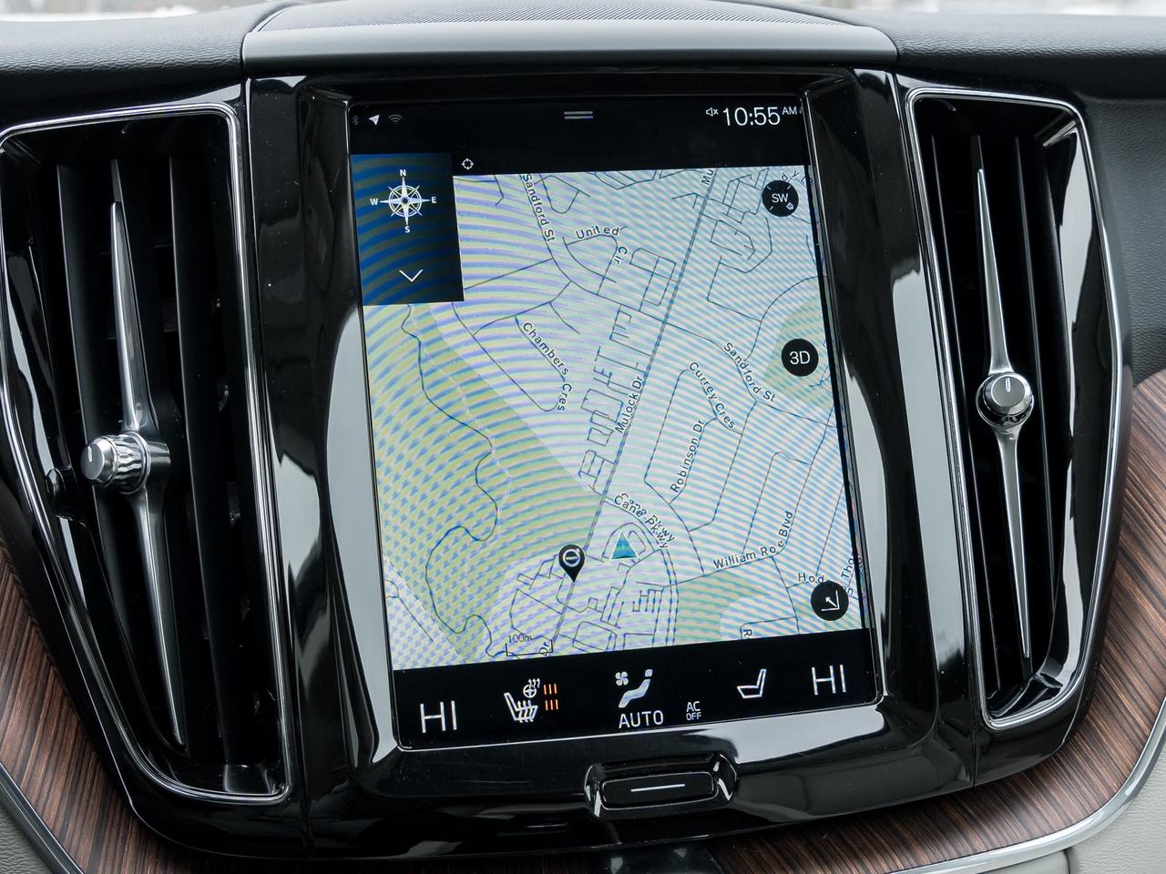 2021 Volvo XC60 Plug-In Hybrid Recharge T8eAWD PHEV Inscription Exp TRADE IN CPO Photo