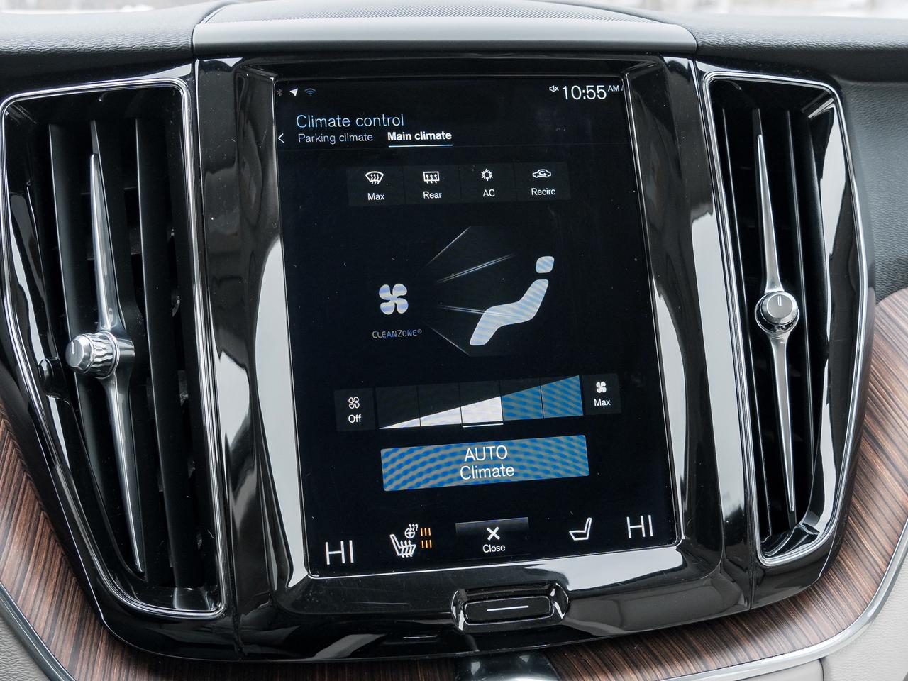 2021 Volvo XC60 Plug-In Hybrid Recharge T8eAWD PHEV Inscription Exp TRADE IN CPO Photo