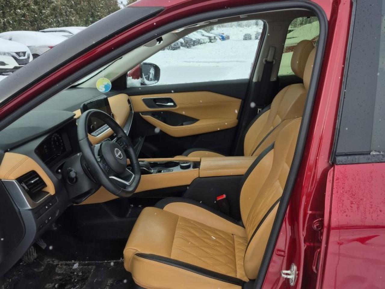 2023 Nissan Rogue Platinum Photo