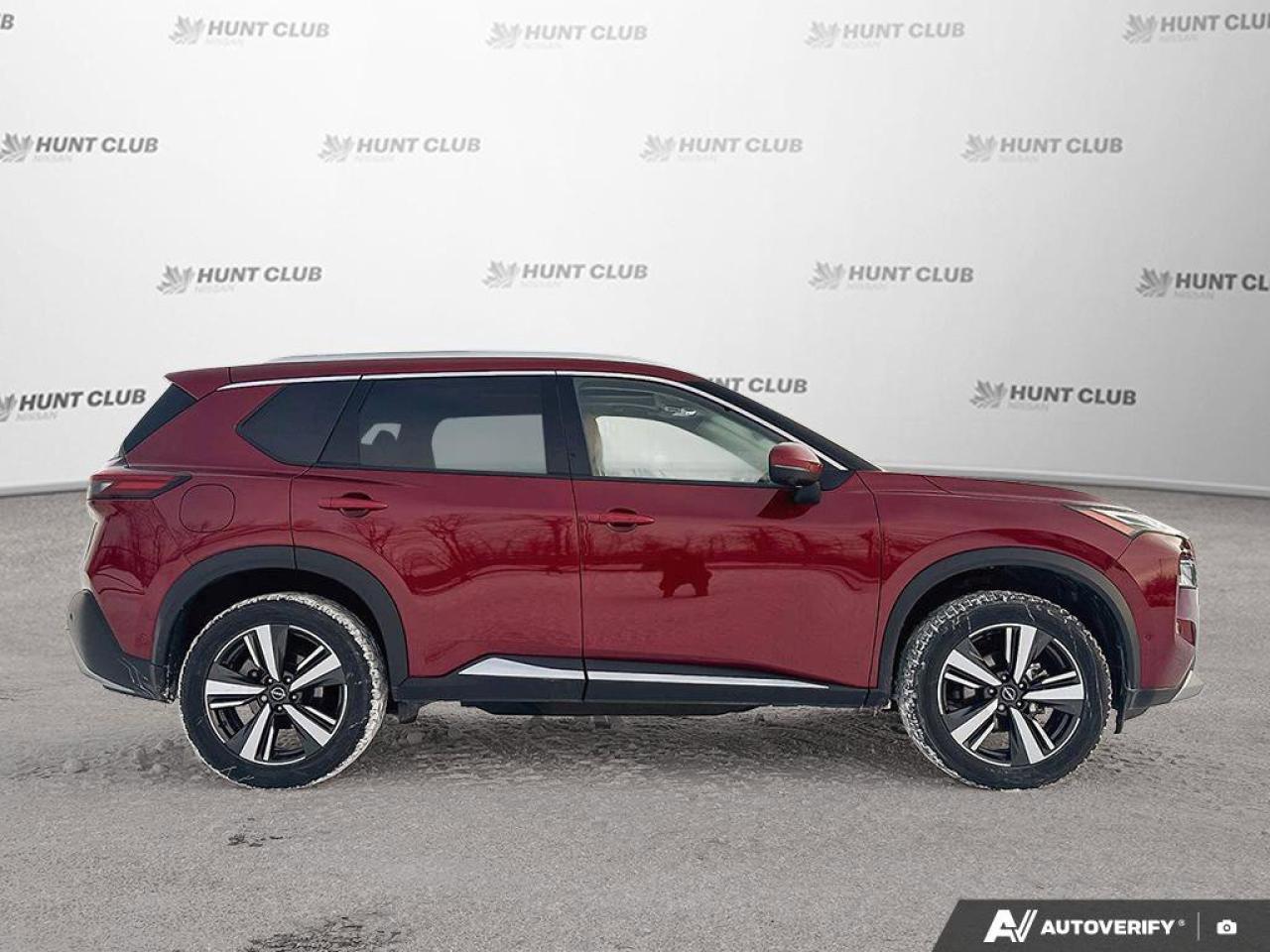 2023 Nissan Rogue Platinum Photo